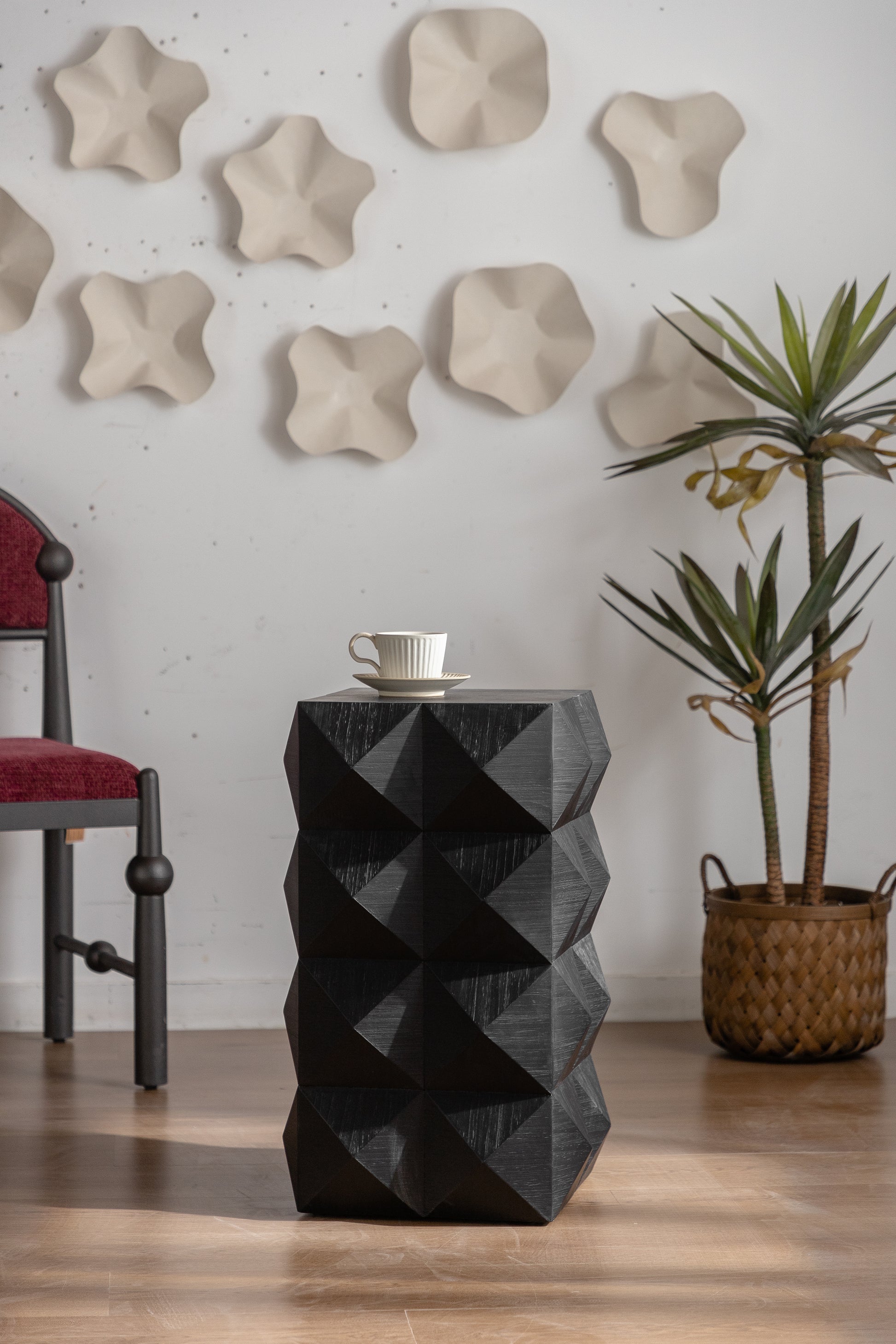 23.62"Height Three Dimensional Embossed Pattern Design Retro Side Table Retro Furniture Black Black Fir Mdf
