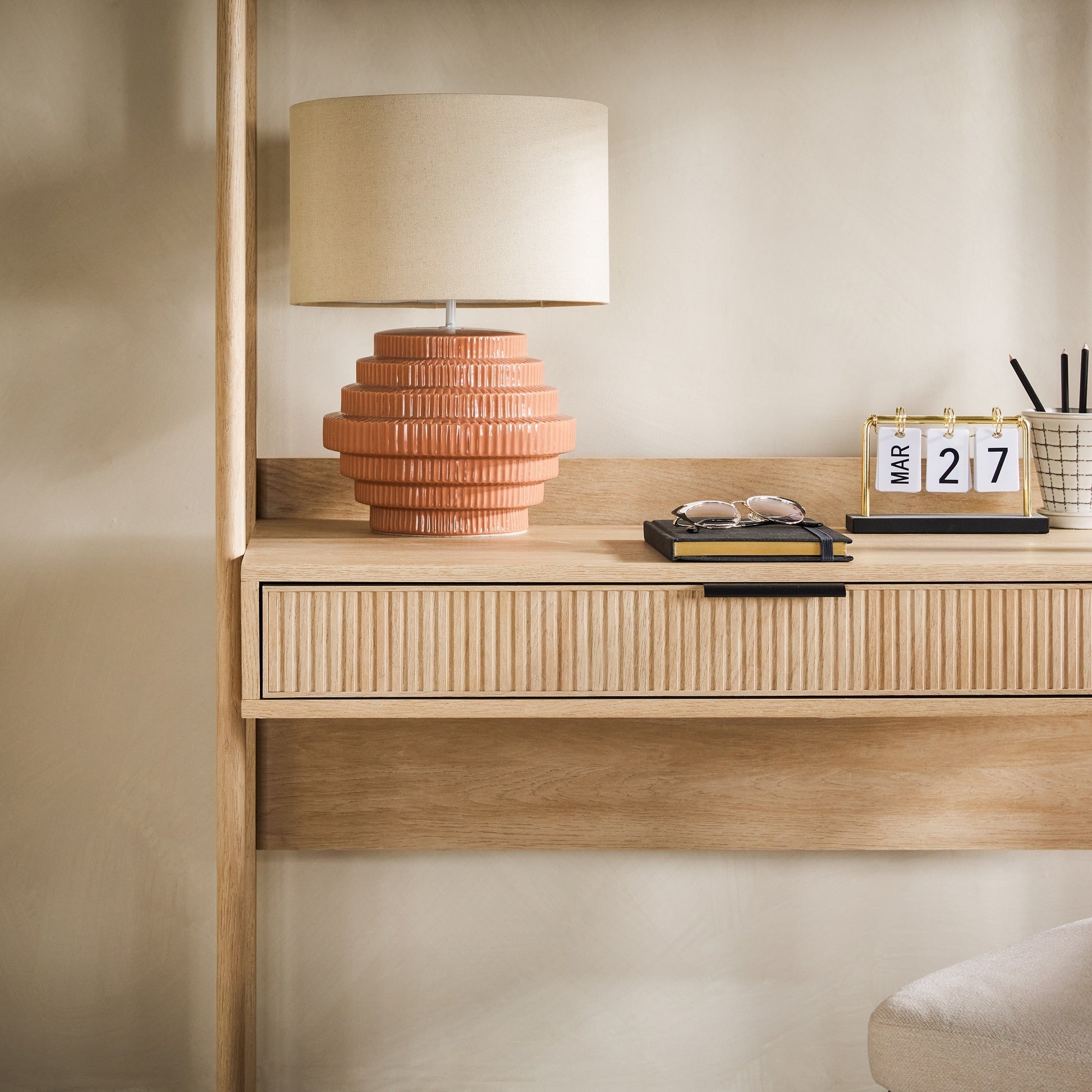 Transitional Reeded Desk With Hutch And Drawers Plus Tech Management Oak Oak Mdf Mdf