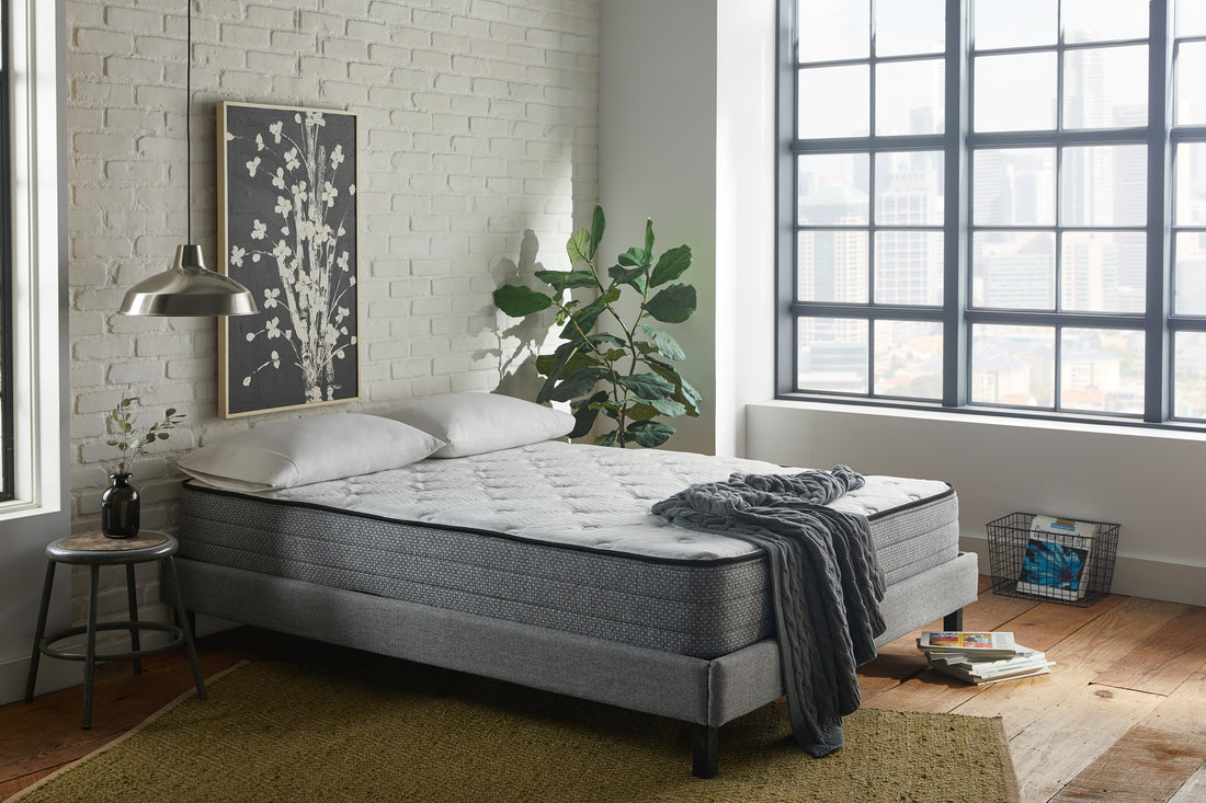 10" Twin Mattress With Gel Memory Foam 884 Pocketed Coil White Gray Memory Foam And Polyurethane Foam Fabric Twin