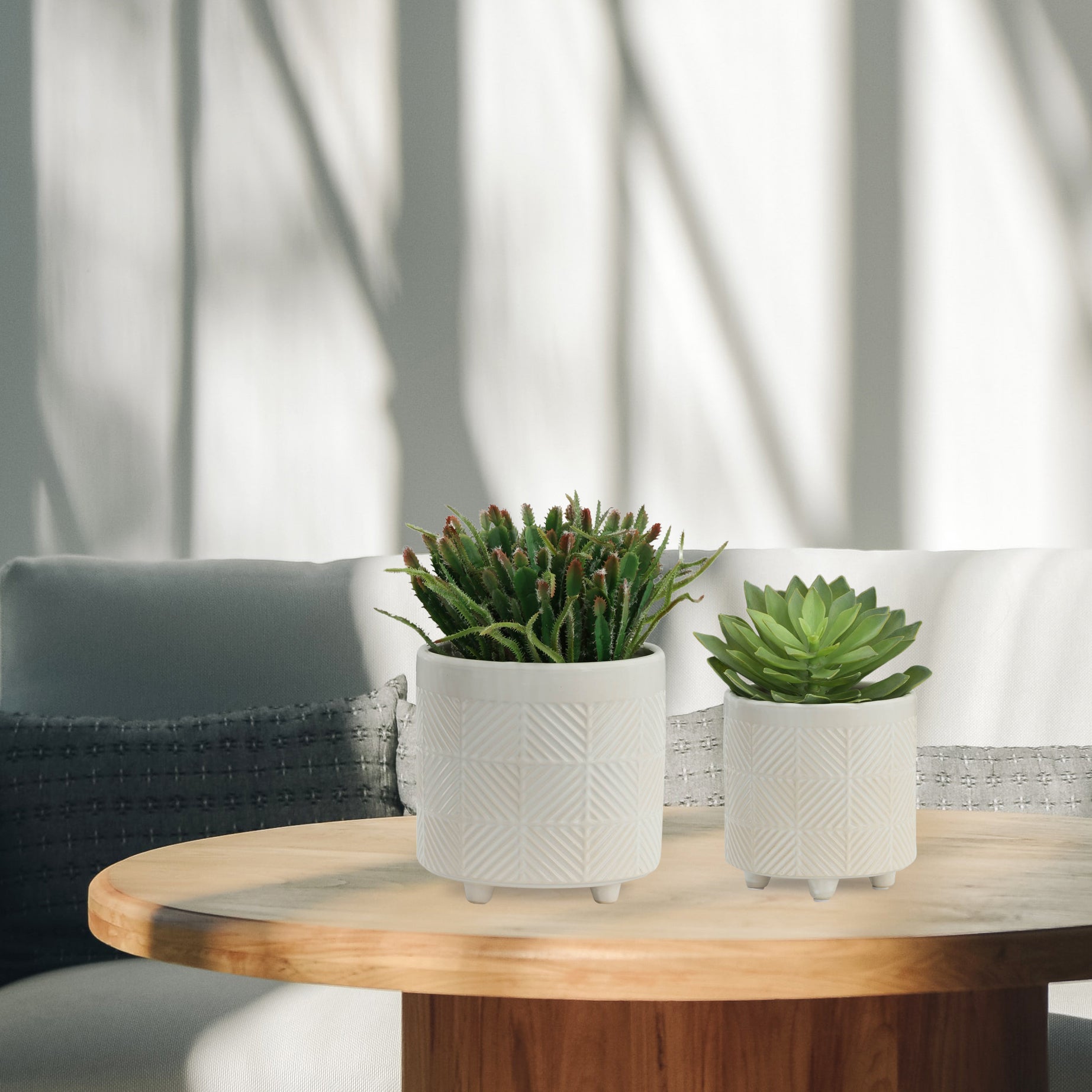 S 2 6 8" Textured Planters, Shiny White White Ceramic