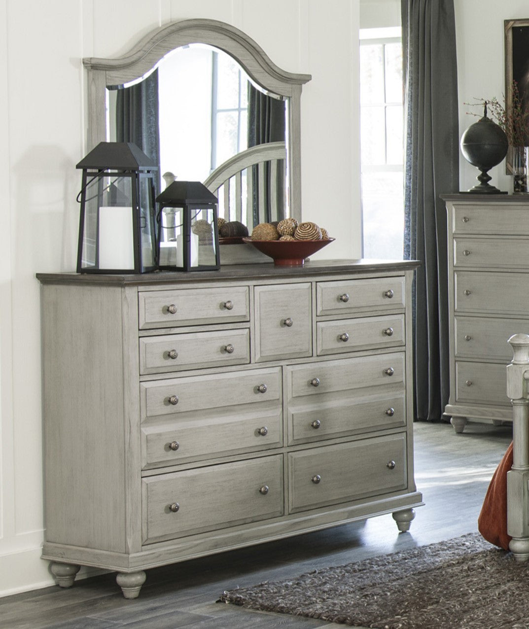 Classic Light Gray Finish 1Pc Dresser Of 9X Drawers Dark Brown Top Modern Farmhouse Design Bedroom Furniture Brown Light Gray Bedroom Classic,Farmhouse,Modern Wood