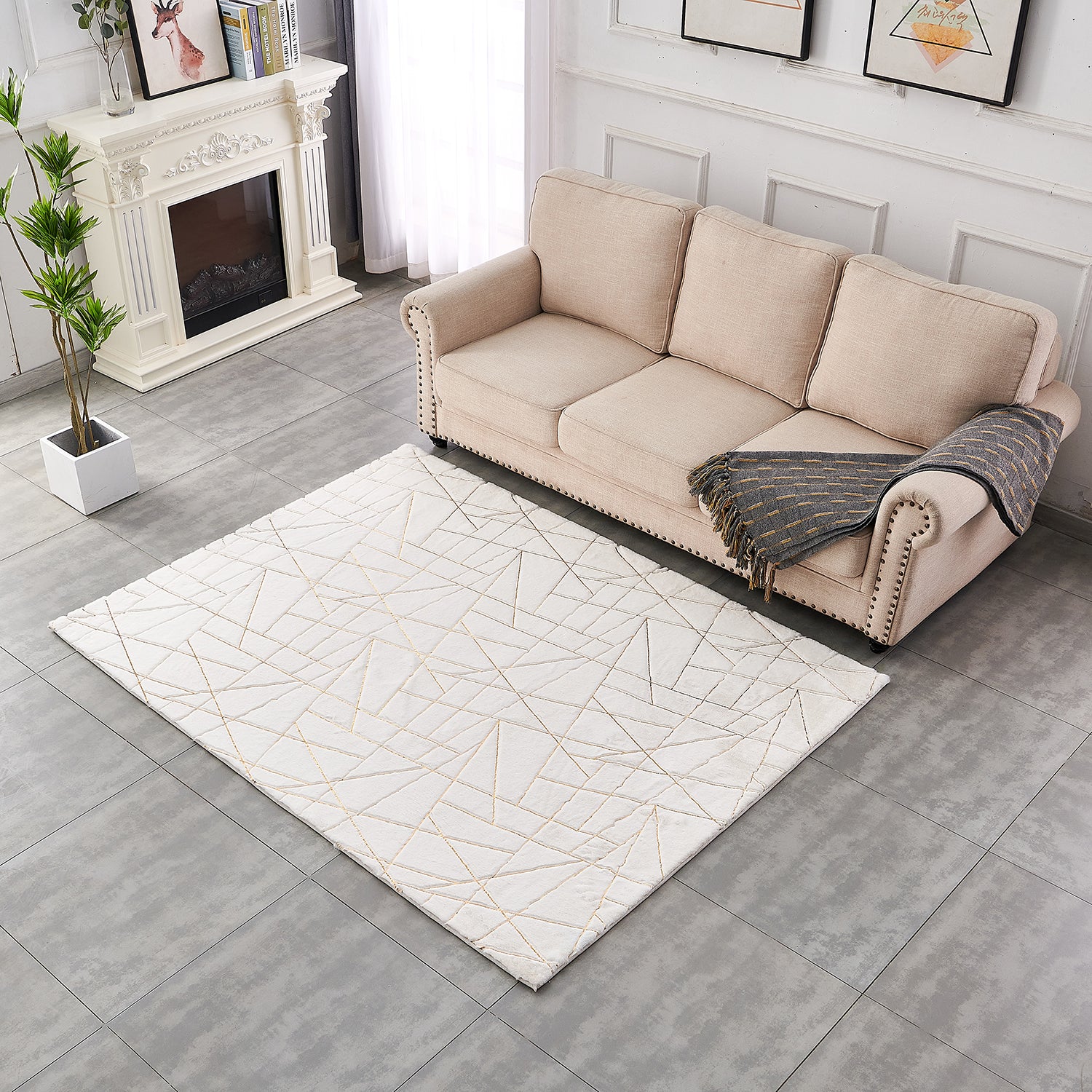 Luxury Machine Washable White Geometric Abstract Gold Gilded Chinchilla Faux Fur Area Rug White Gold Polyester