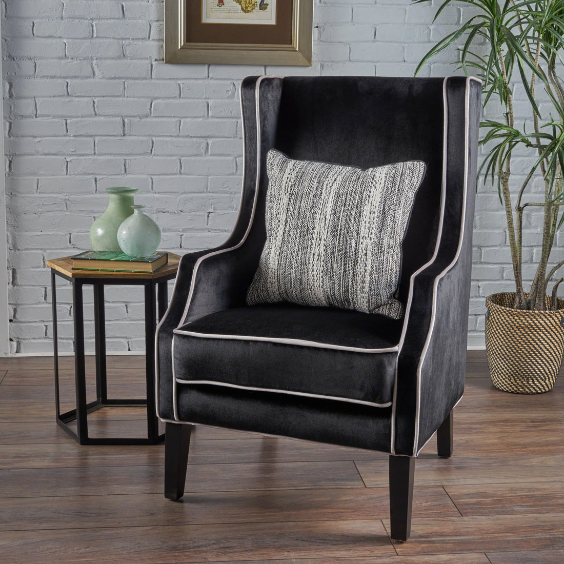 Club Chair Black Velvet