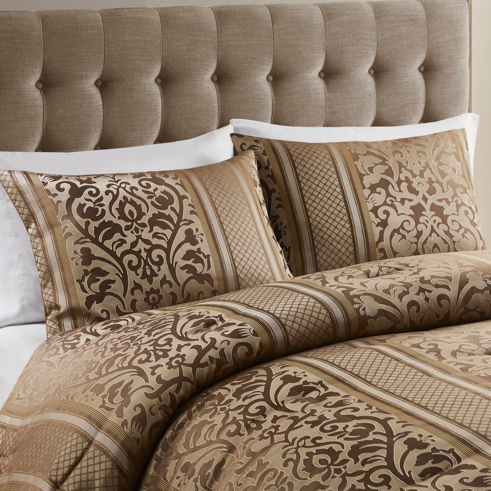 6 Piece Jacquard Comforter Set With Throw Pillows Full Queen Multicolor Polyester