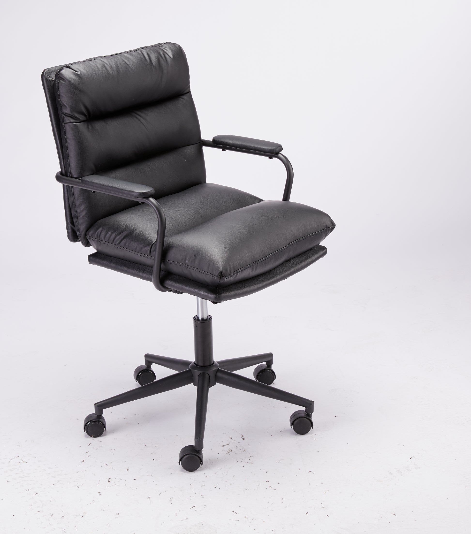 Black Leather Office Chair Mid Back Leather Desk Chair Modern Excutive Office Chair With Arms And Wheels For Home Office Black Pu Iron