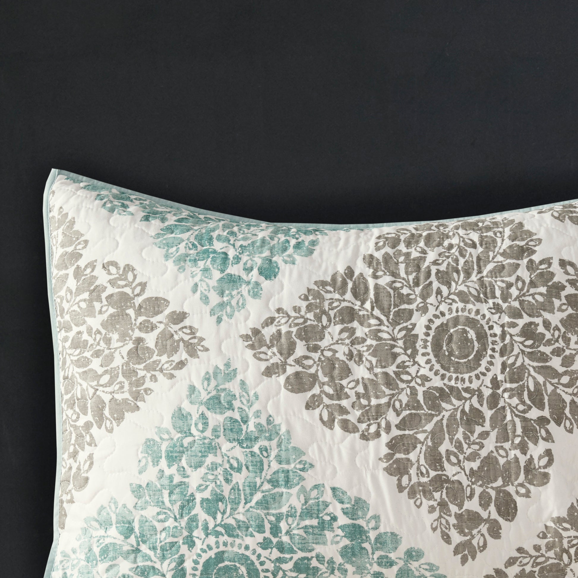 6 Piece Printed Quilt Set With Throw Pillows Aqua Full Queen Full Aqua Cotton