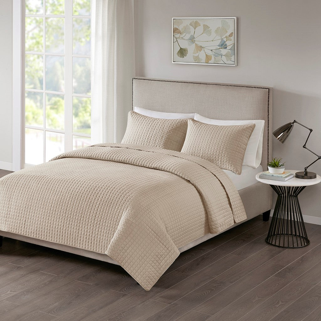 3 Piece Reversible Quilt Set Khaki King Cal King Khaki Polyester