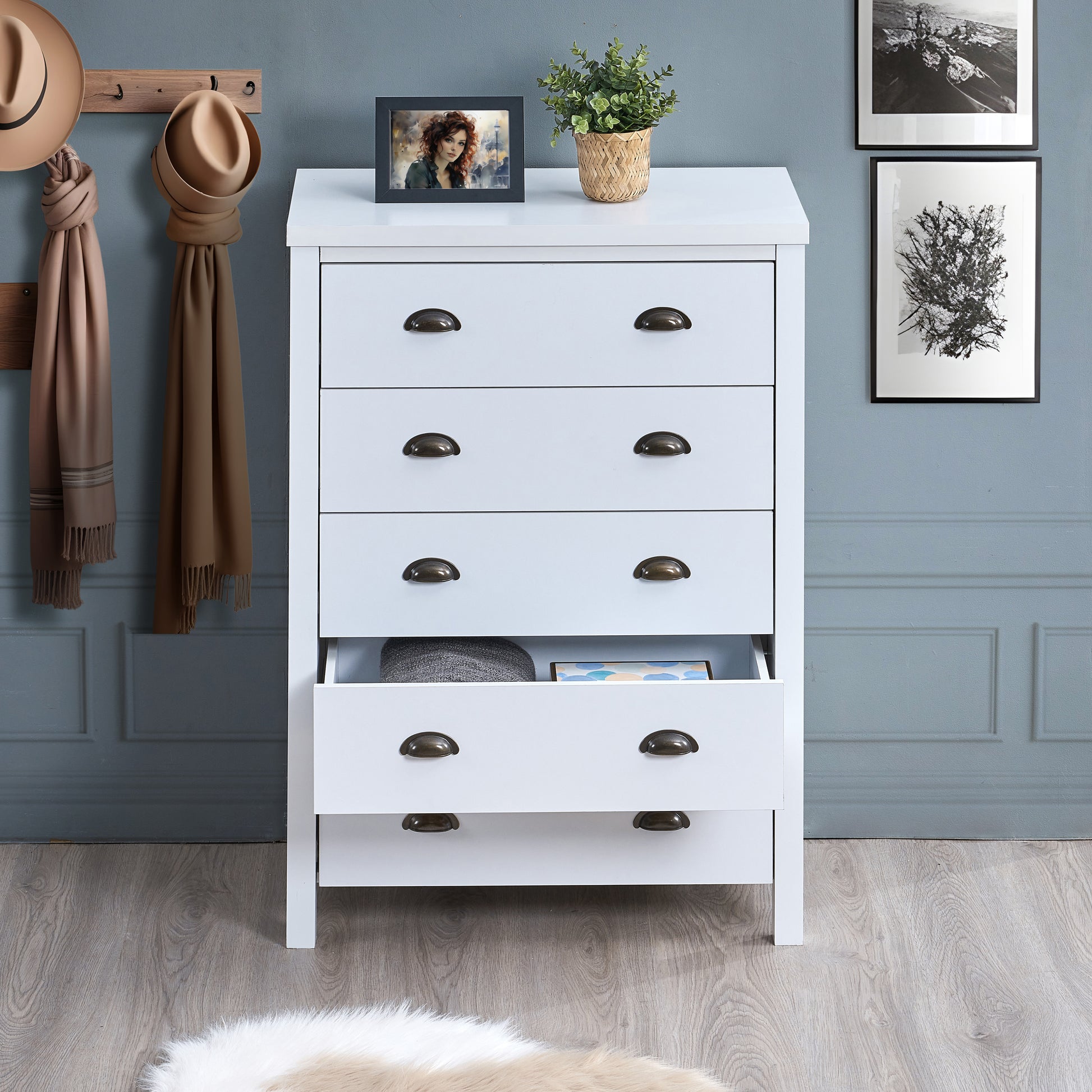 Safari 5 Drawer Chest With Interlock Drawer Feature Drawer Slide And Interlock Pre Assembly, Drawer Chest For Closet Tall Dressers For Bedroom Clothes Organizer Tool Easy Assembly, Classic White Off White White Bedroom American Design,American