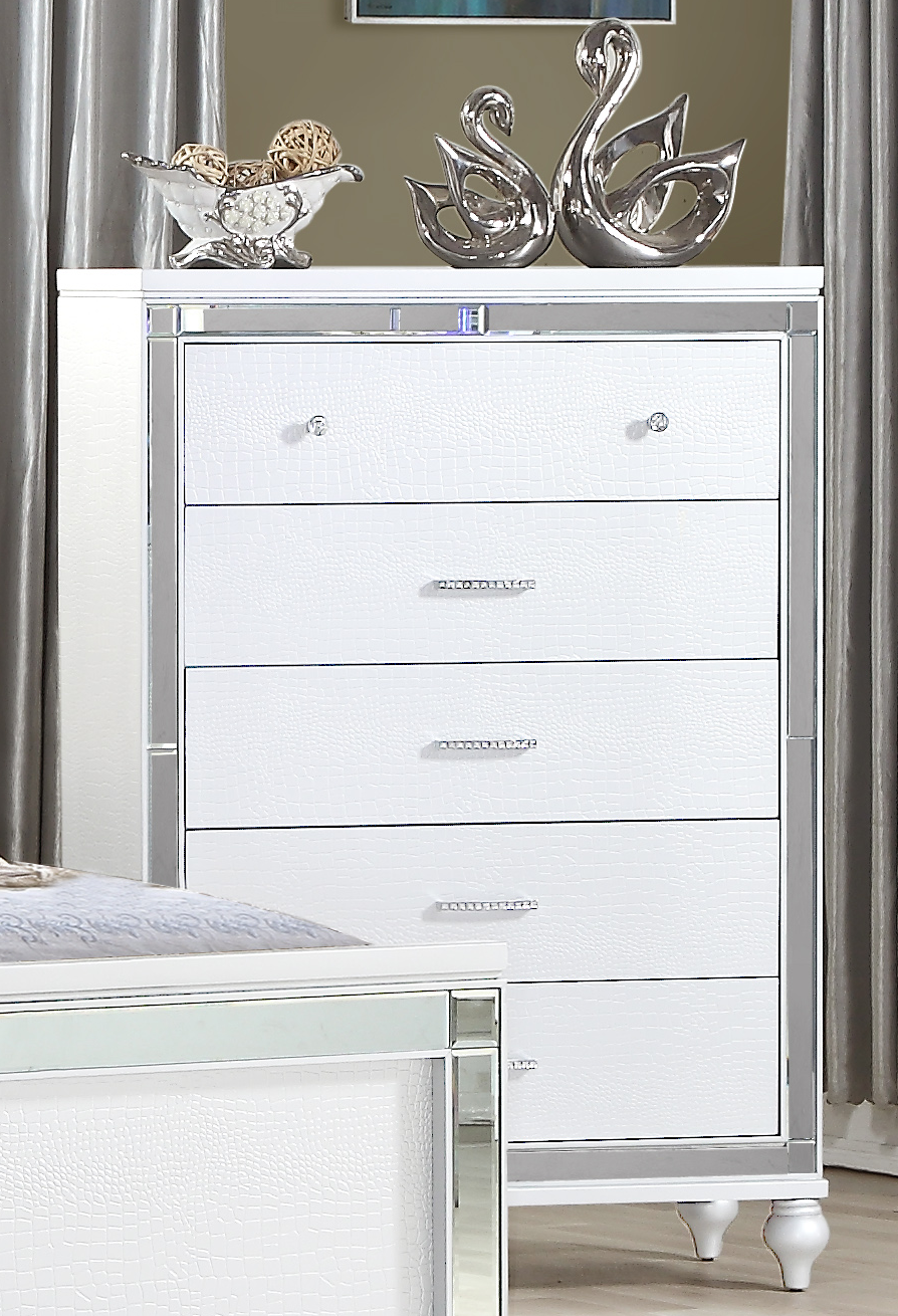 Sterling Queen 5 Pc Led Bedroom Set Made With Wood In White Color Queen White Wood 5 Piece Set Bedroom Bed Included,Chest Included,Dresser Included,Mirror Included,Nightstand Included Contemporary,Modern Solid Wood Mdf Built In Lighting Wood