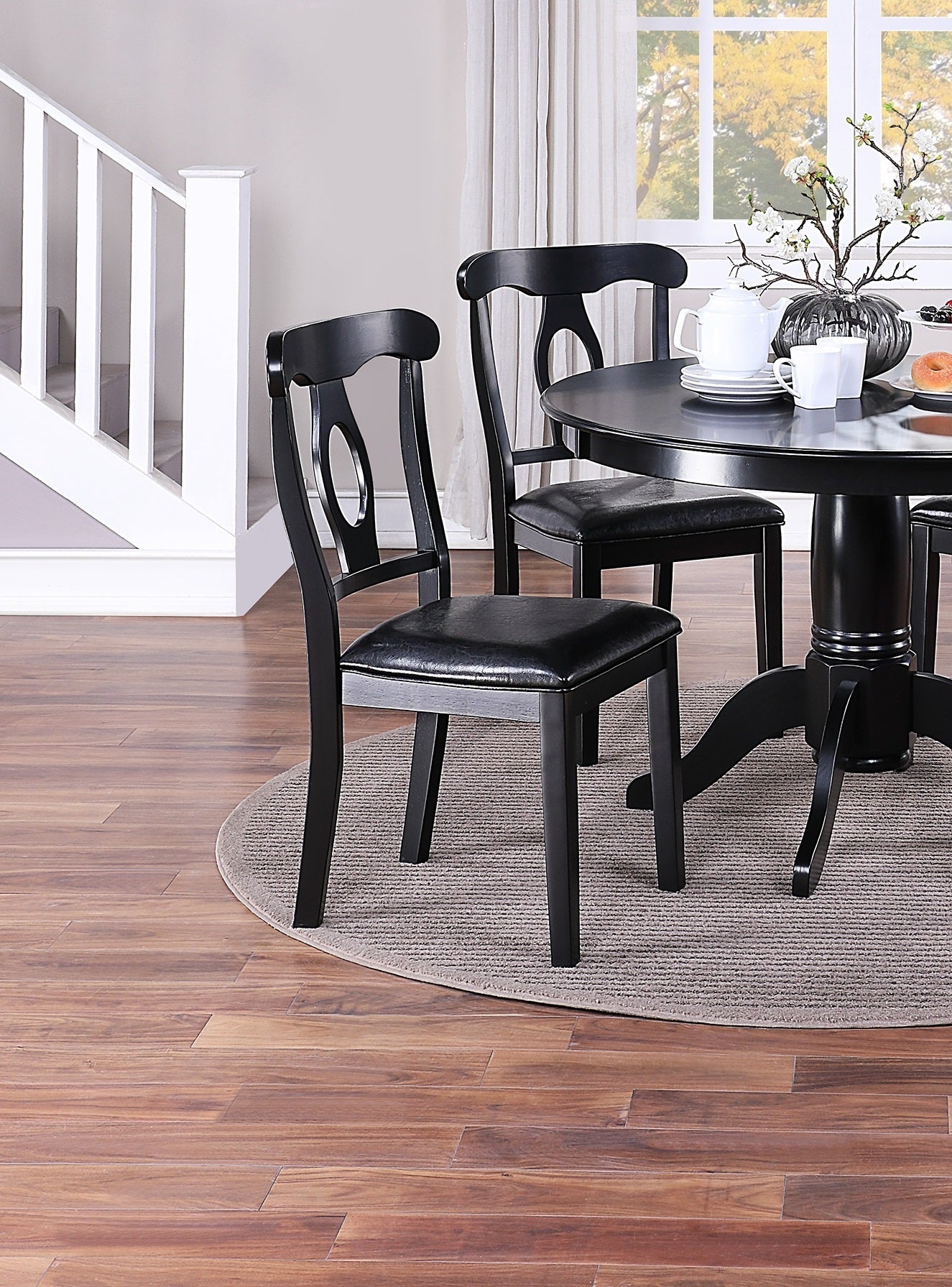 Classic Design Dining Room 5Pc Set Round Table 4X Side Chairs Cushion Fabric Upholstery Seat Rubberwood Black Color Furniture Wood Wood Black Seats 4 Wood Dining Room 42 Inches Classic,Contemporary,Modern Rubberwood Pedestal Round Dining Table With Chair