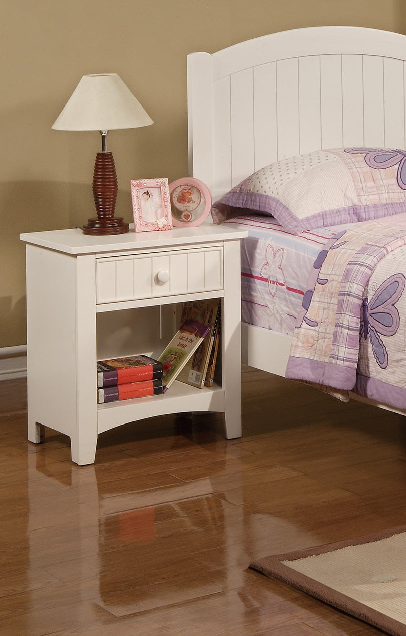 White Color Twin Size Bed Nightstand And Chest 3Pc Set Bedroom Furniture Wooden Transitional Style Headboard Box Spring Required Twin White Wood White 3 Piece Set Bedroom Bed Included,Chest