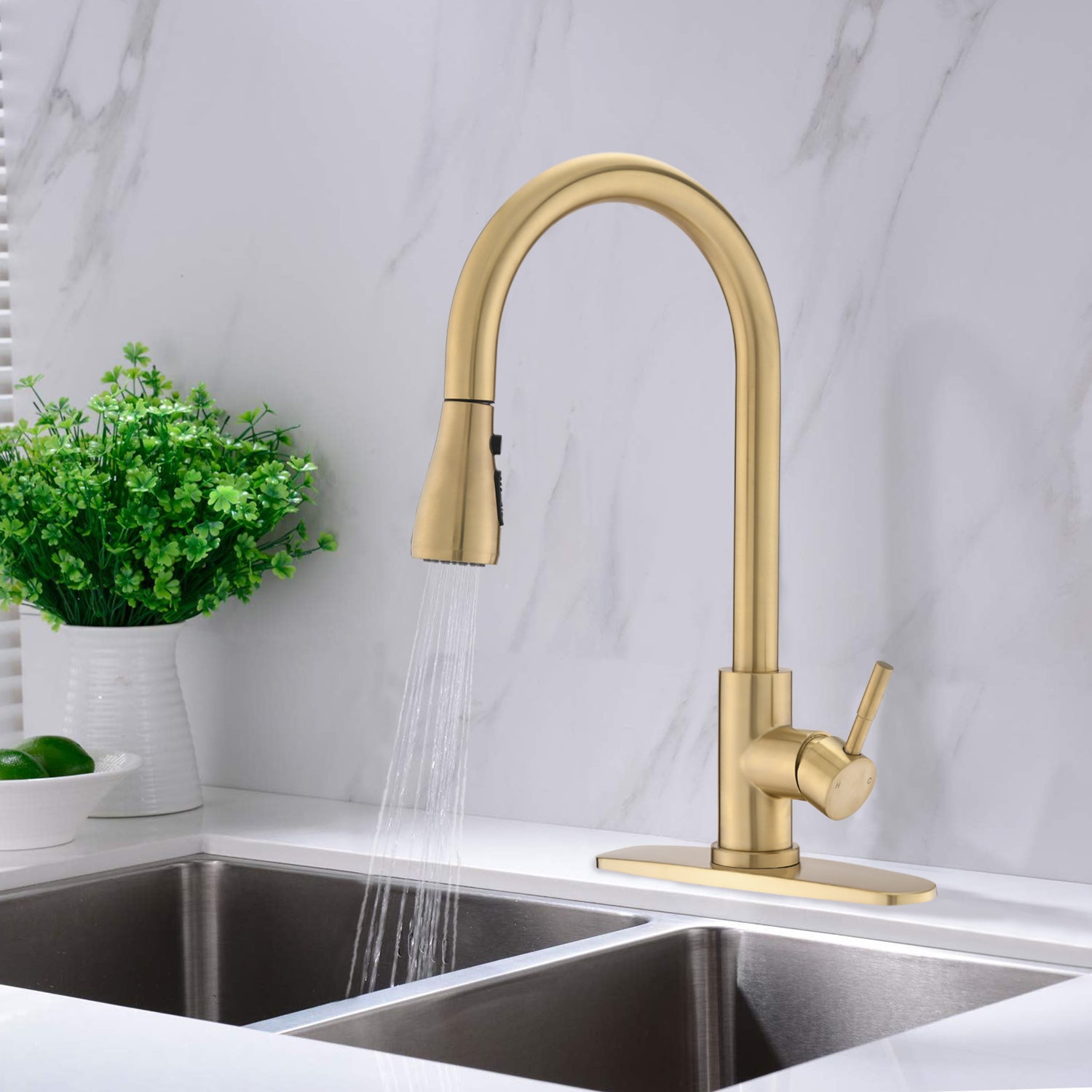 Pull Down Kitchen Faucet With Sprayer Stainless Steel Brushed Gold Brushed Gold Stainless Steel