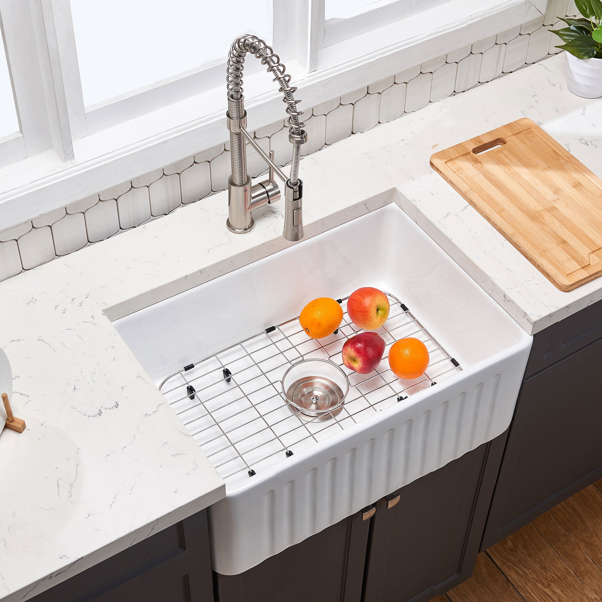 Fireclay 30" L X 18" W Farmhouse Kitchen Sink With Grid And Strainer White Fireclay