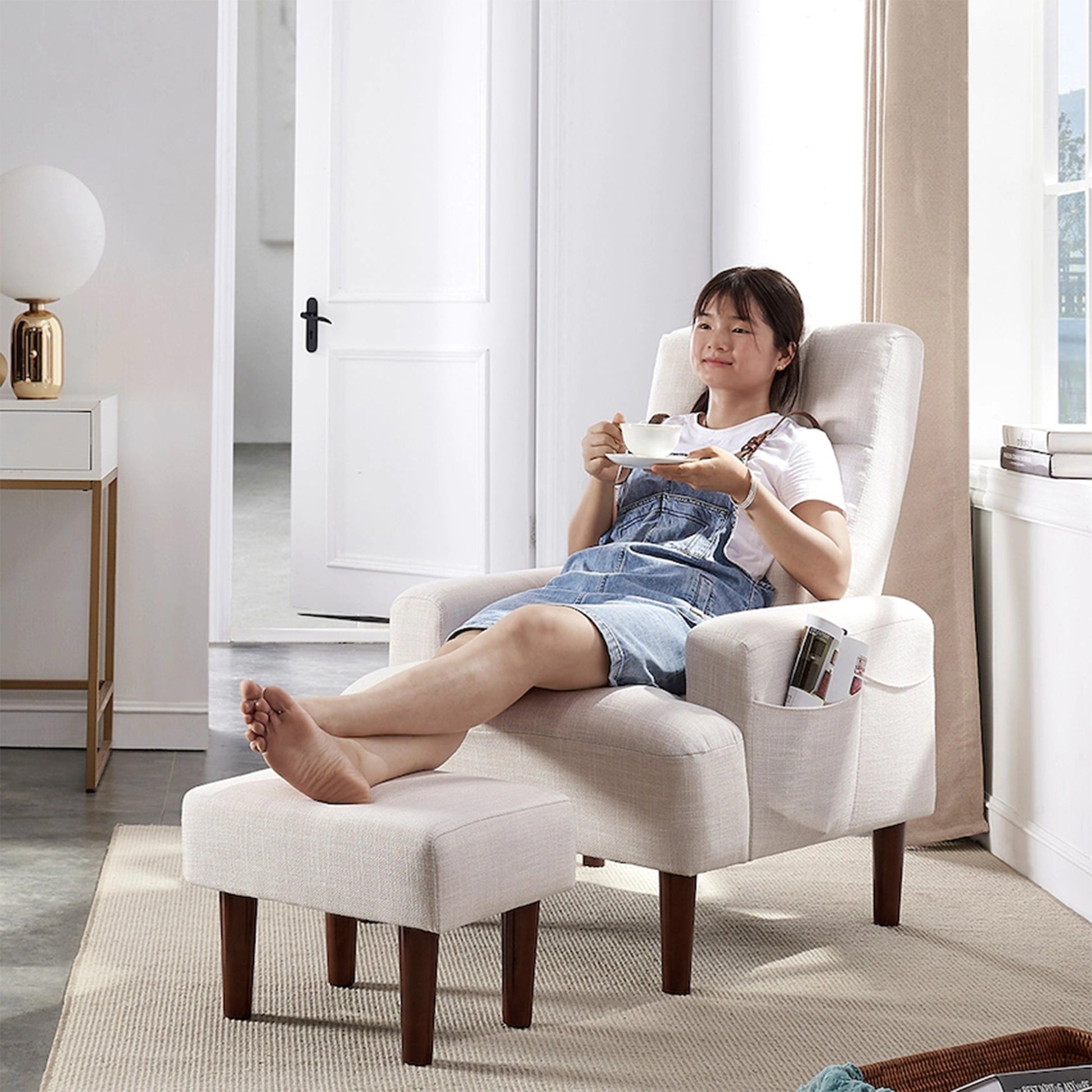 Redde Boo Brand Modern Design Living Room Cream White Recliner Soft Cozy Sofa Chair With Ottoman Cream White Foam Fabric