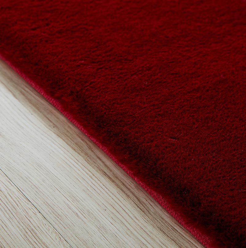 Lily Luxury Chinchilla Faux Fur Rectangular Area Rug Red Polyester