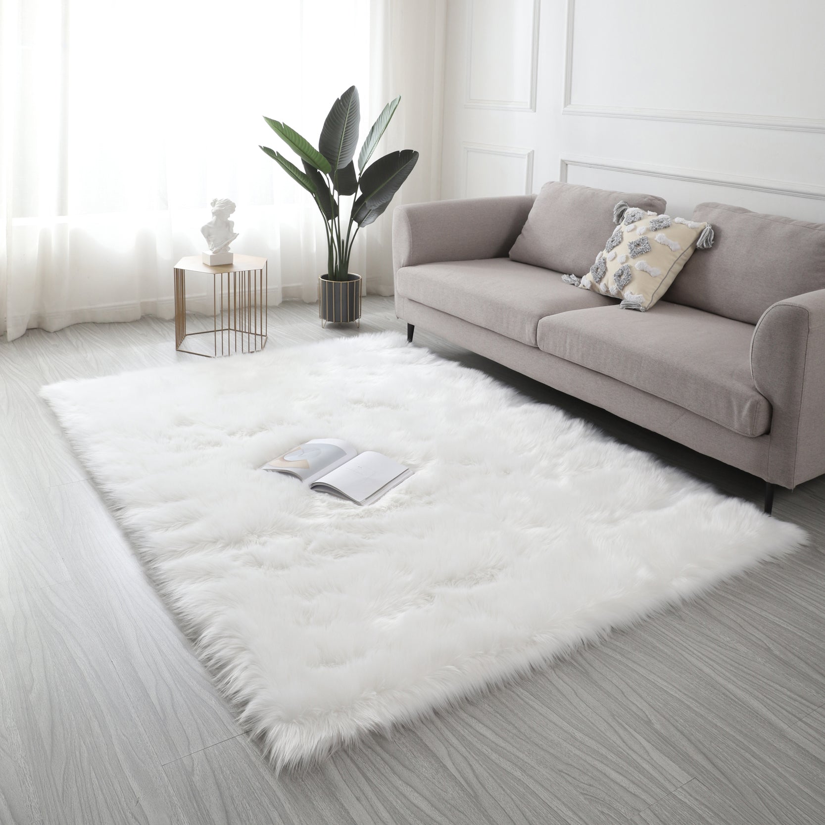 "Cozy Collection" Ultra Soft Fluffy Faux Fur Sheepskin Area Rug White Polyester