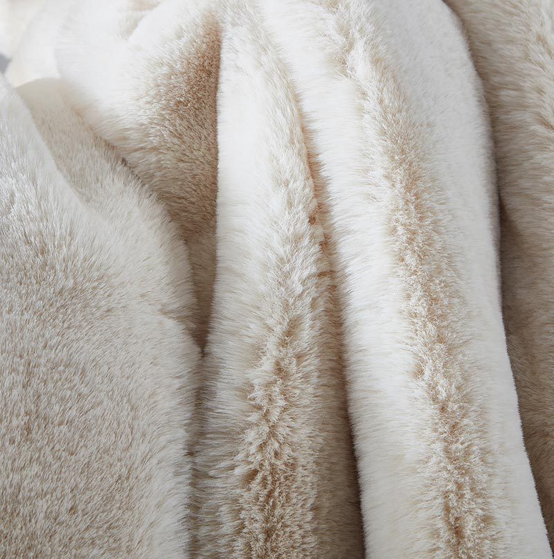 Cassilda Luxury Chinchilla Faux Fur Throw Blanket 50" X 60" Beige Polyester