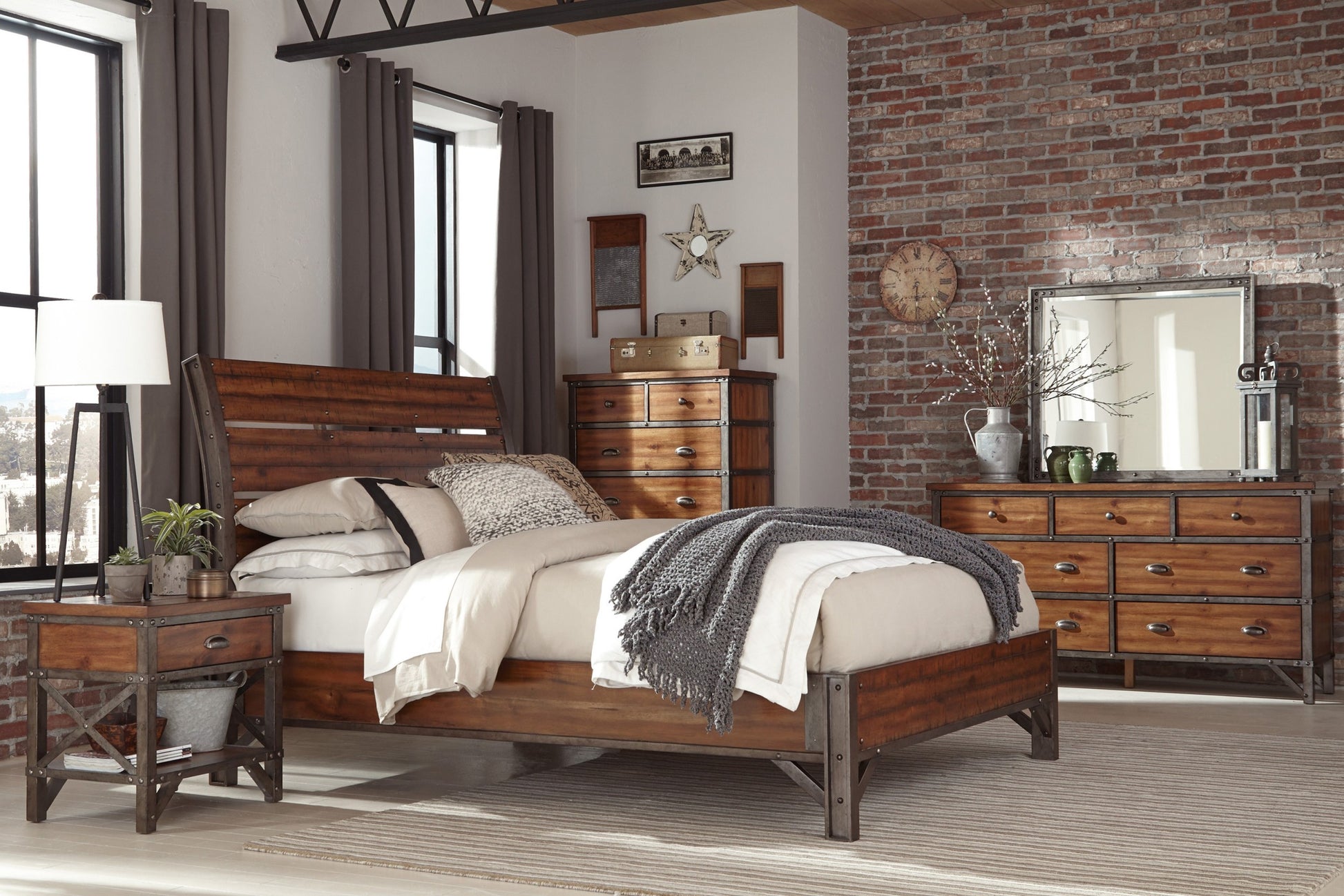 Rustic Brown And Gunmetal Finish 1Pc Queen Size Platform Bed Industrial Design Horizontal Slats Bedroom Furniture Queen Rustic Brown Wood Bedroom Industrial,Rustic Wood