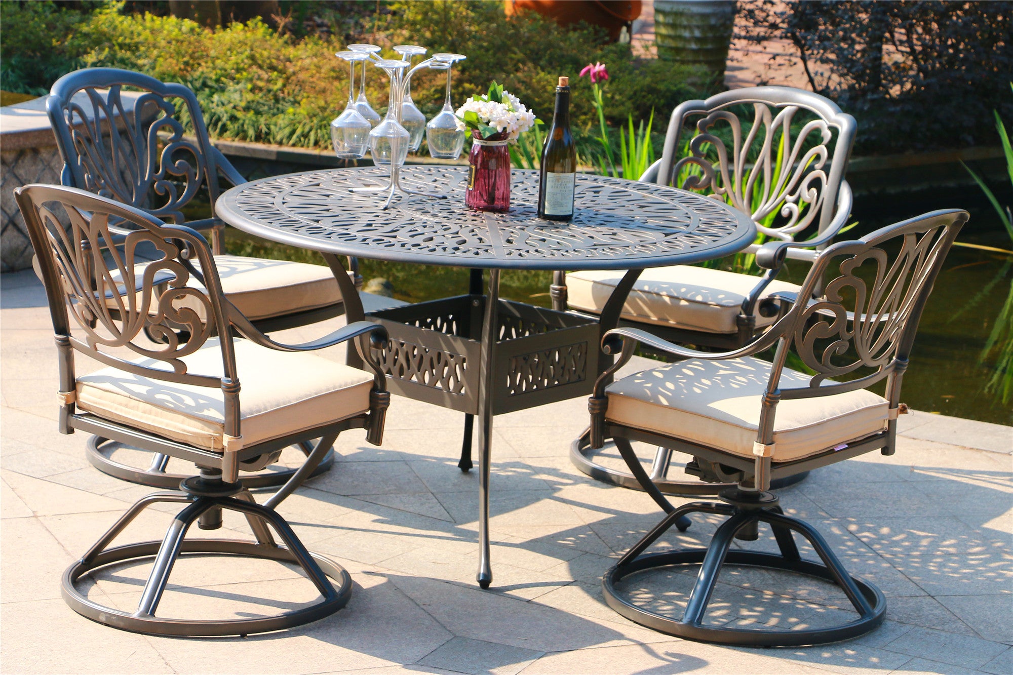 Round 4 Person 48.03" Long Aluminum Dining Set With Sunbrella Cushions Grey Ivory Polyester Aluminum