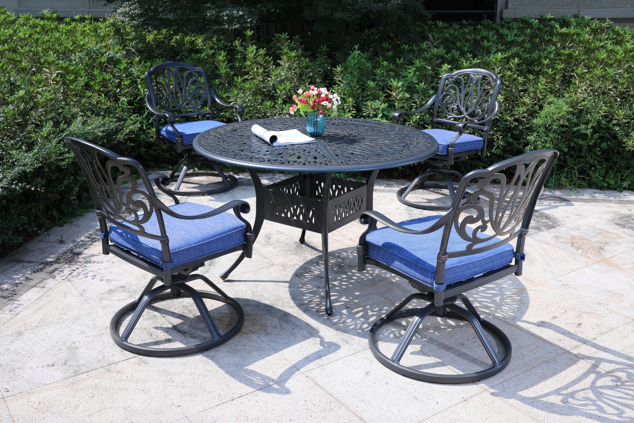 Round 4 Person 48.03" Long Aluminum Dining Set With Cushions Gray Navy Polyester Aluminum