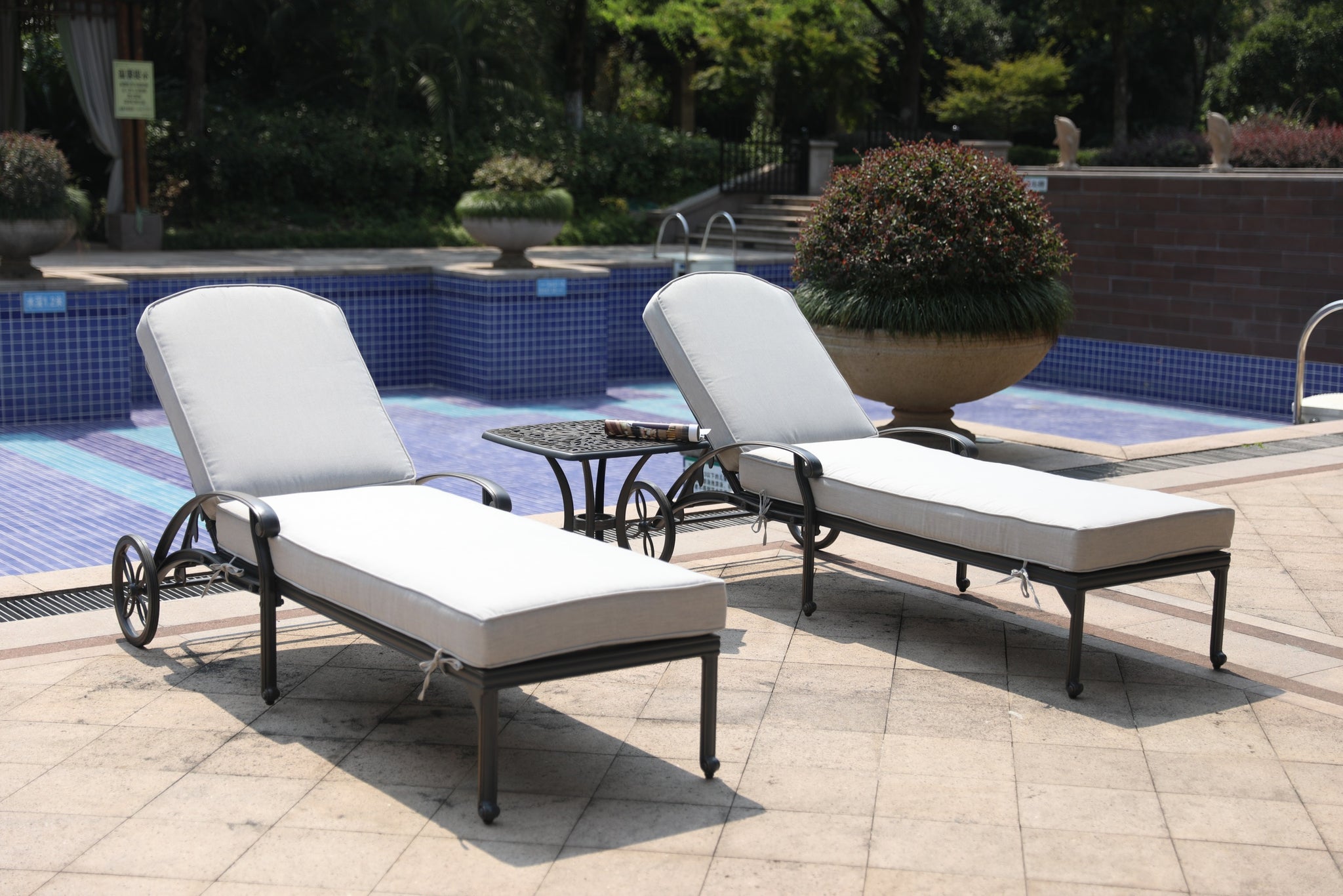 87" Long Reclining Chaise Lounge Set With Cushion And Table Dark Gray White Polyester Aluminum