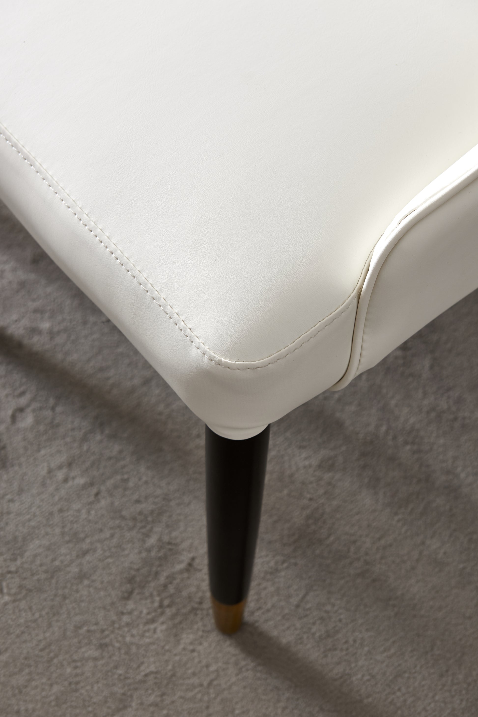 Modern Leather Dining Chair Set Of 2, Upholstered Accent Dining Chair, Legs With Black Plastic Tube Plug White Leather