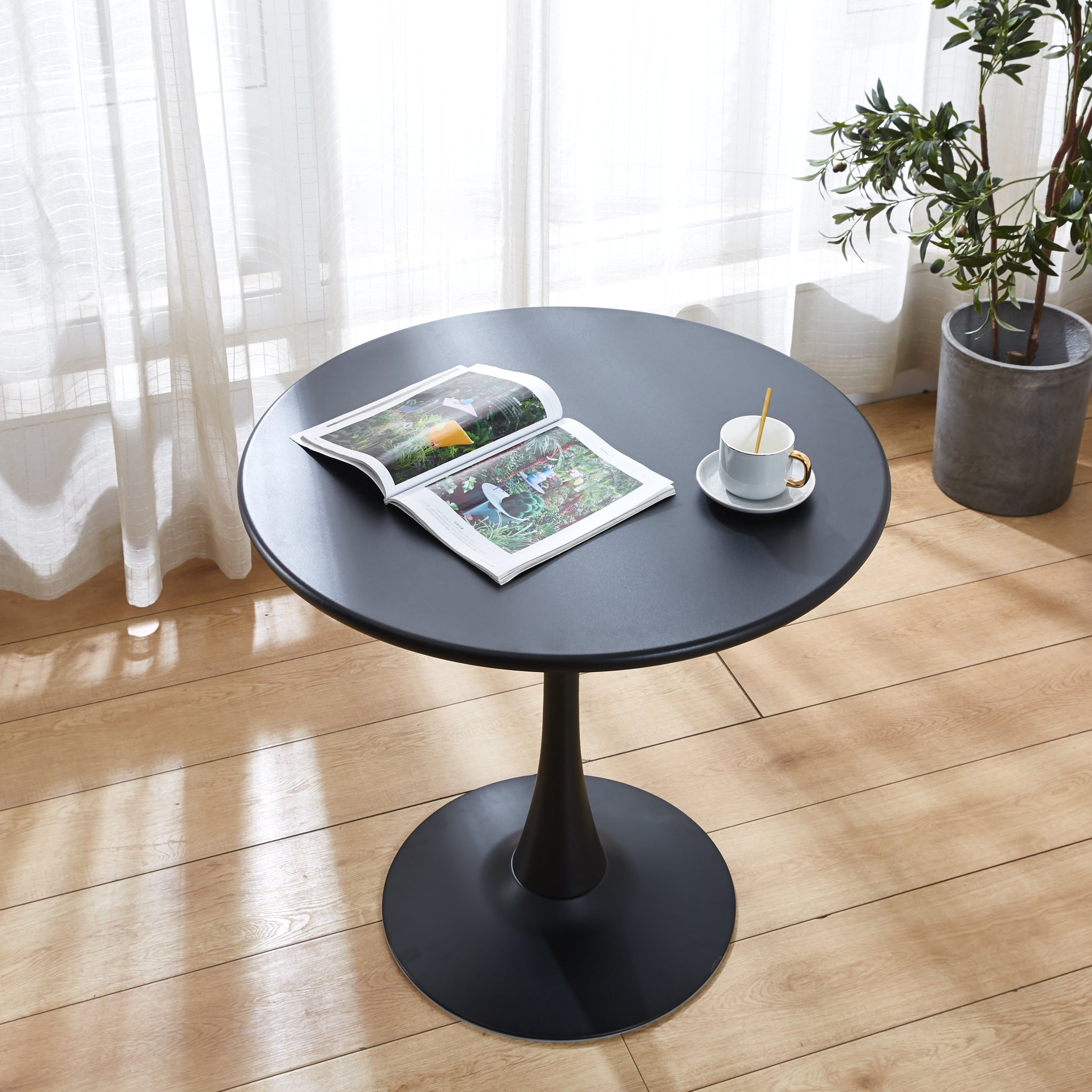 Modern Black Round Dining Table, 31.5" Diameter Solid Metal Base Coffee Table Black Iron