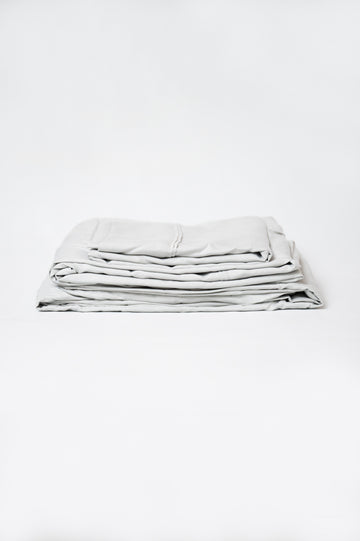 5 Piece Pewter Microplush And Bamboo Split Queen Hypoallergenic Sheet Set Pewter Microfiber