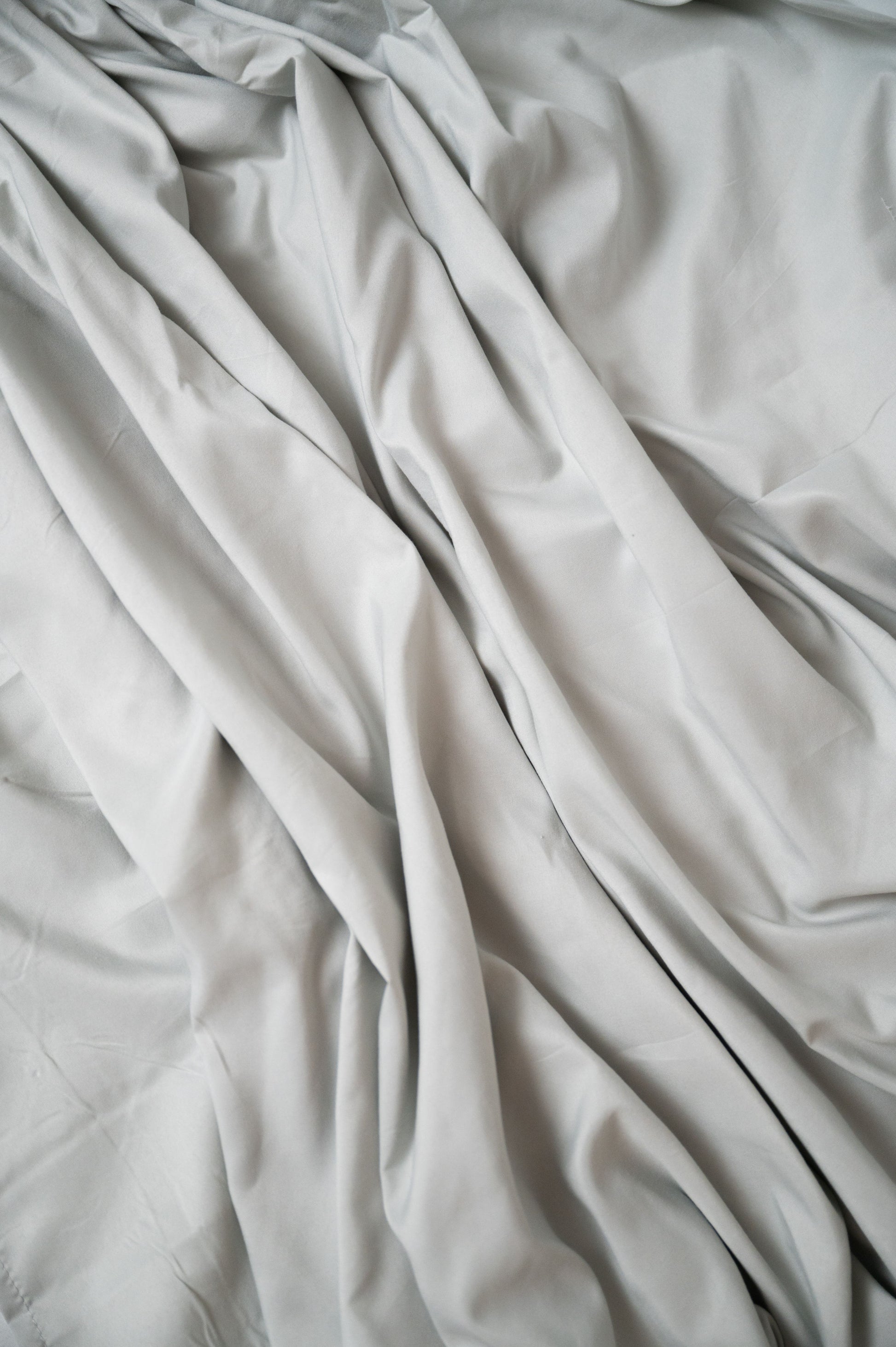 5 Piece Pewter Microplush And Bamboo Split Queen Hypoallergenic Sheet Set Pewter Microfiber