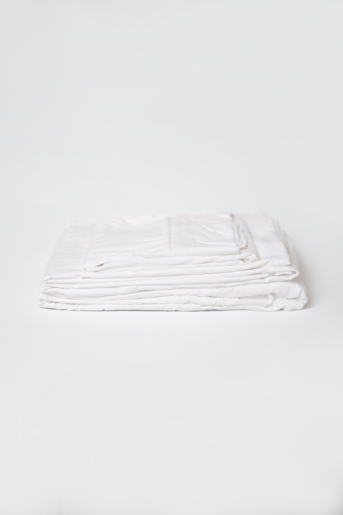 4 Piece White Bamboo Twin Hypoallergenic Sheet Set White Microfiber