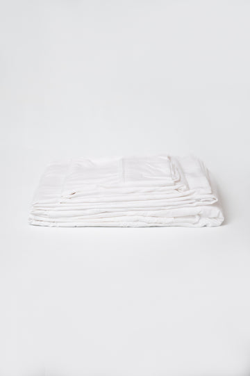 4 Piece White Brushed Microfiber Full Hypoallergenic Sheet Set White Microfiber