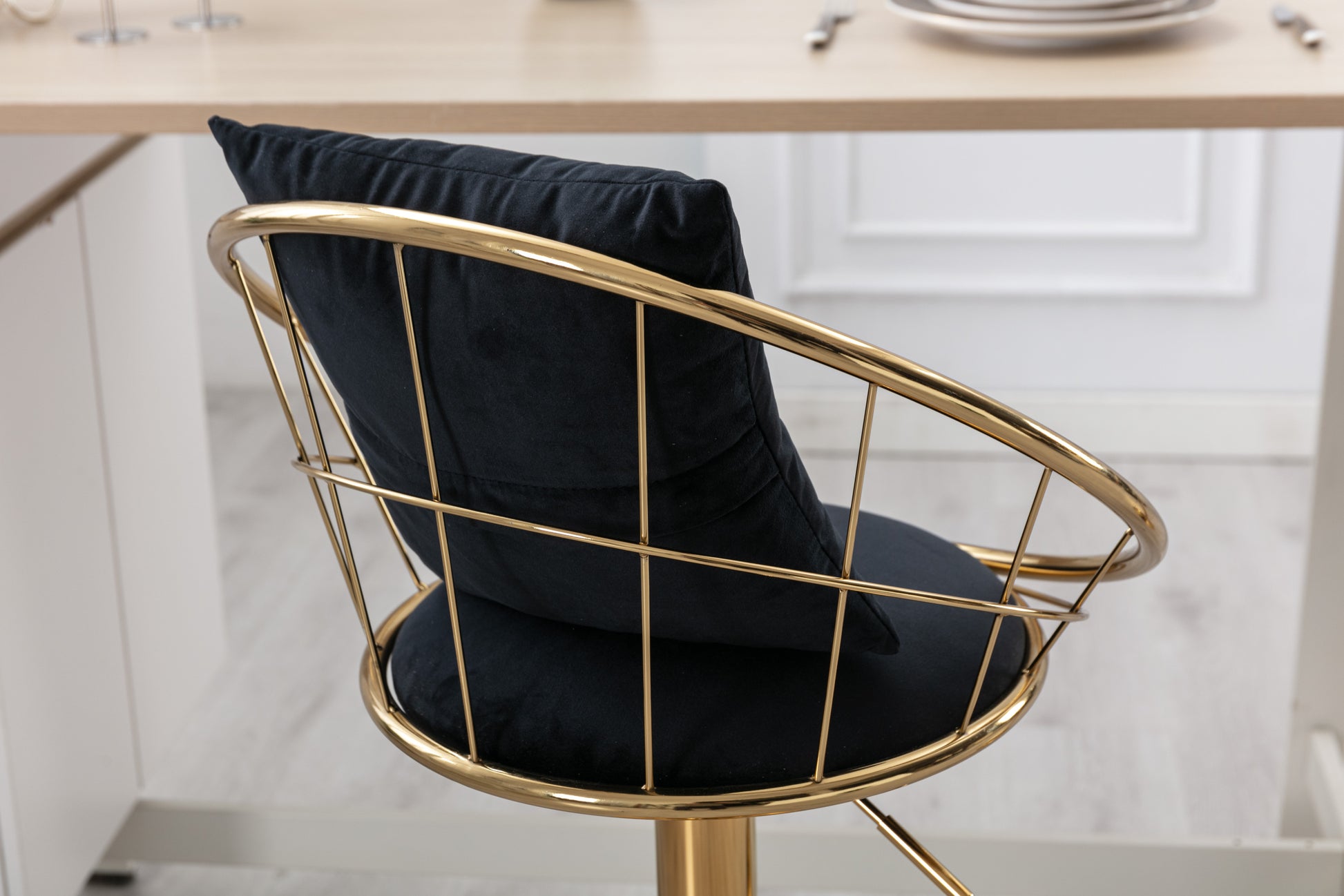 Black Velvet Bar Chair, Pure Gold Plated, Unique Design,360 Degree Rotation, Adjustable Height,Suitable For Dinning Room And Bar,Set Of 2 Black Velvet