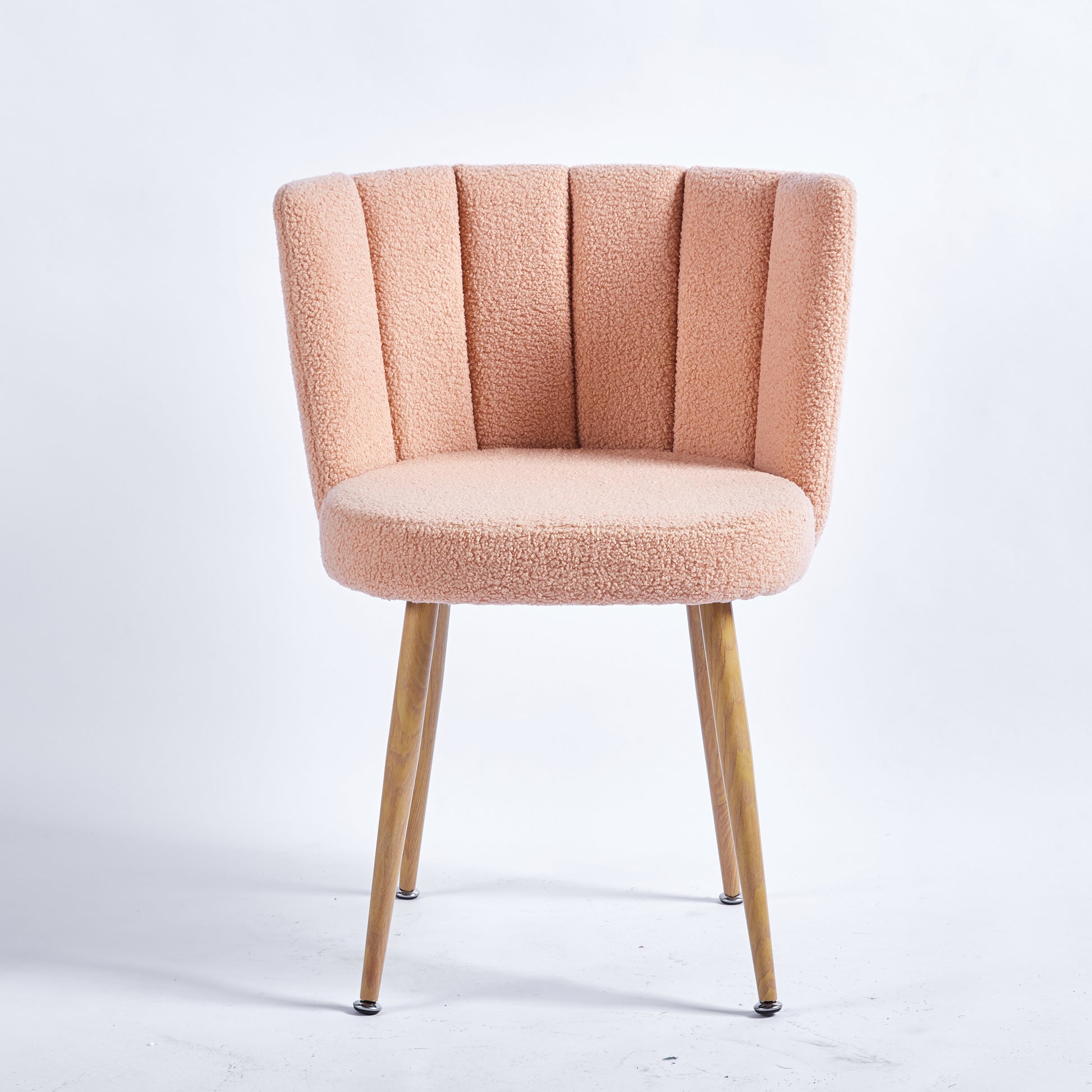 Modern Beige Dining Chair Set Of 2 With Iron Tube Wood Color Legs, Shorthair Cushions And Comfortable Backrest, Suitable For Dining Room, Living Room, Cafe, Simple Structure. Light Beige Fabric
