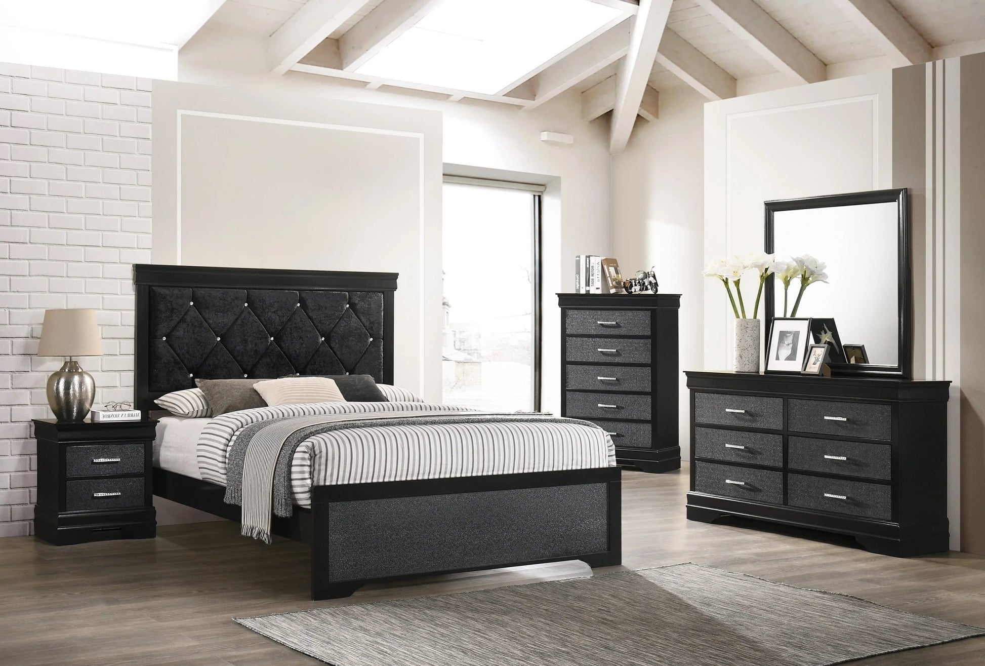 5 Drawer Tall Chest Modern 1Pc Black Finish Solid Wood Wooden Crocodile Texture Crystal Tufted Handle Bedroom Home Furniture Black Bedroom Modern Wood