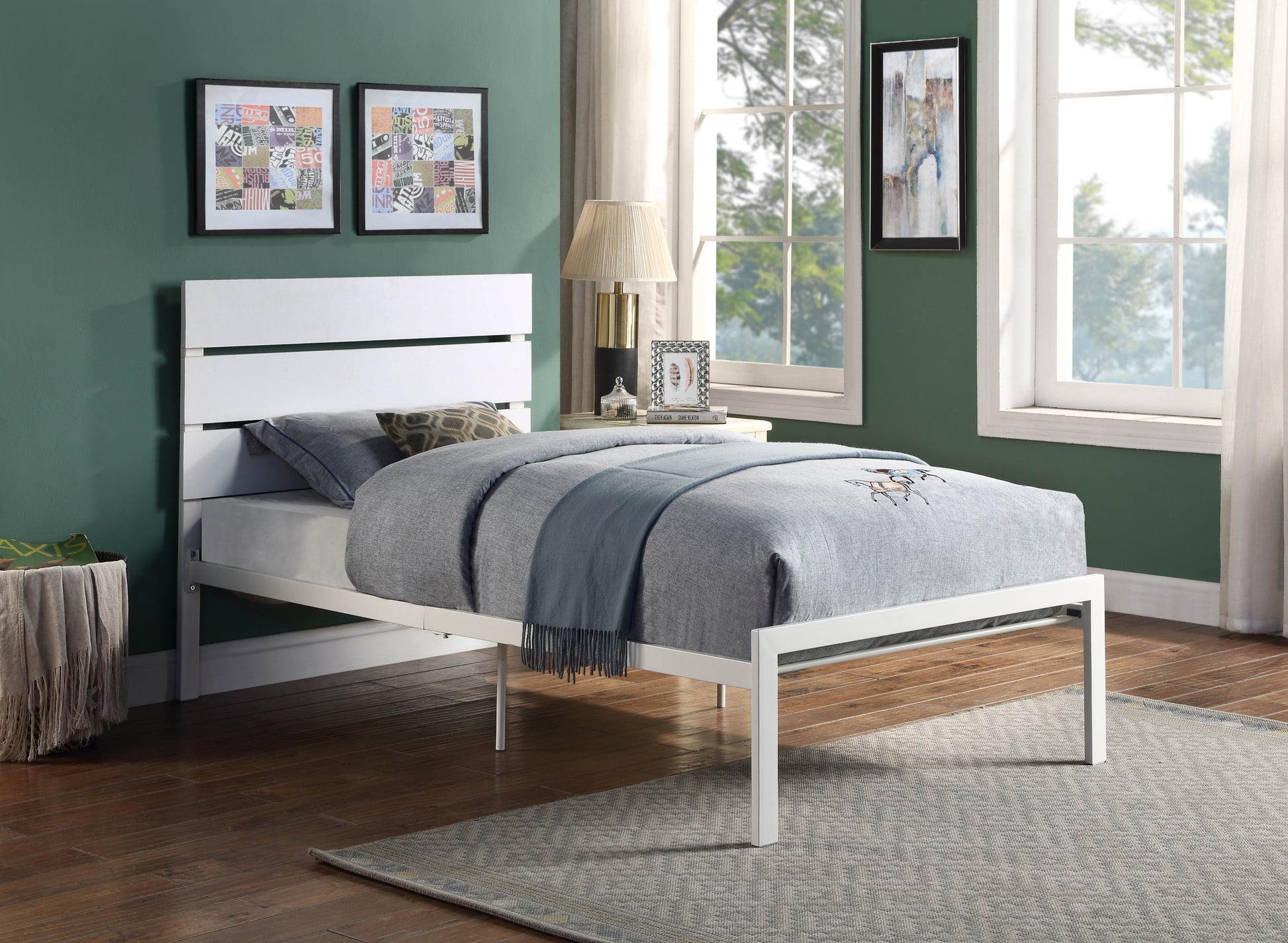 White Metal Frame Twin Size Bed 1Pc Casual Style Bedroom Furniture Twin White Metal Bedroom Metal