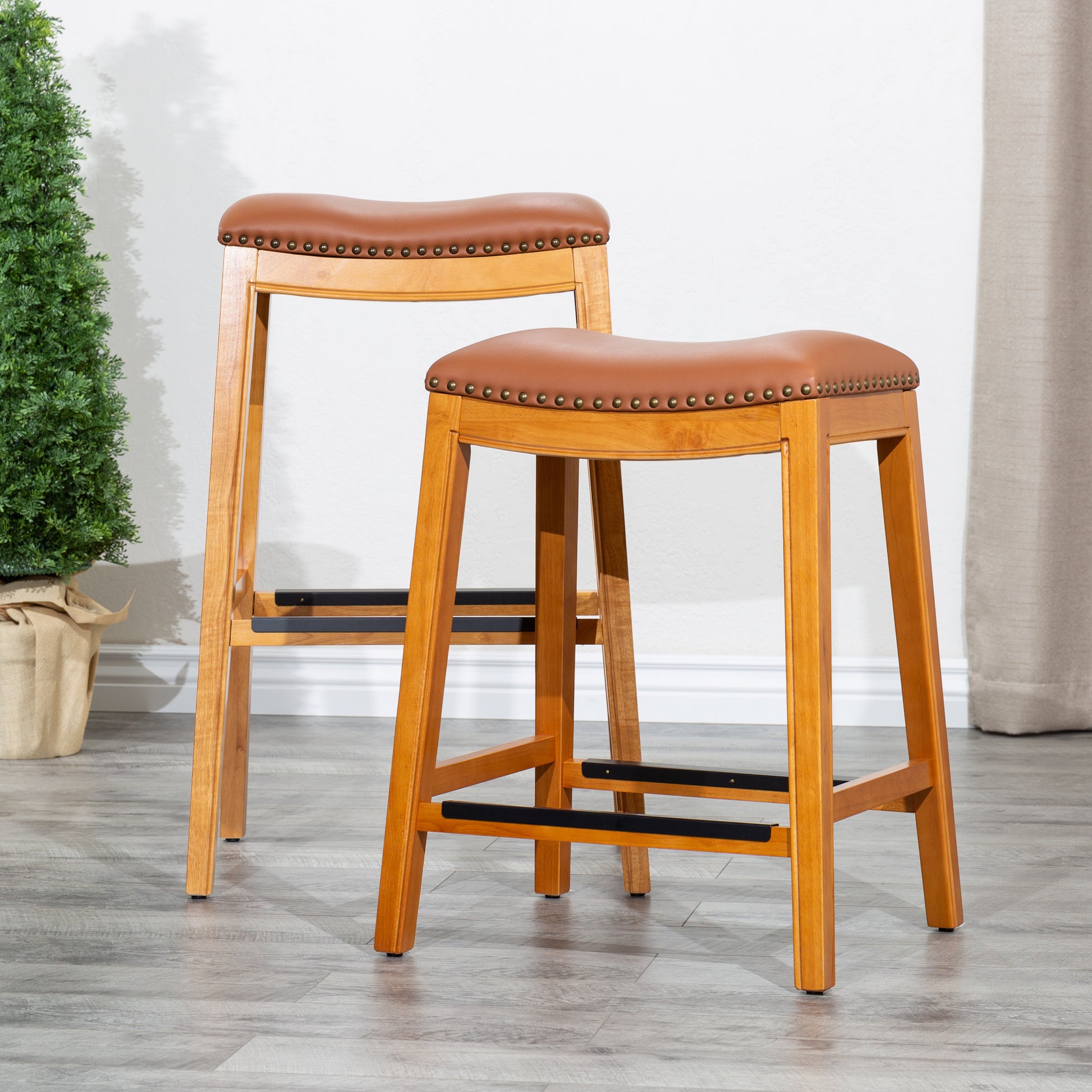 30" Bar Stool, Natural Finish, Saddle Leather Seat Natural Bonded Leather