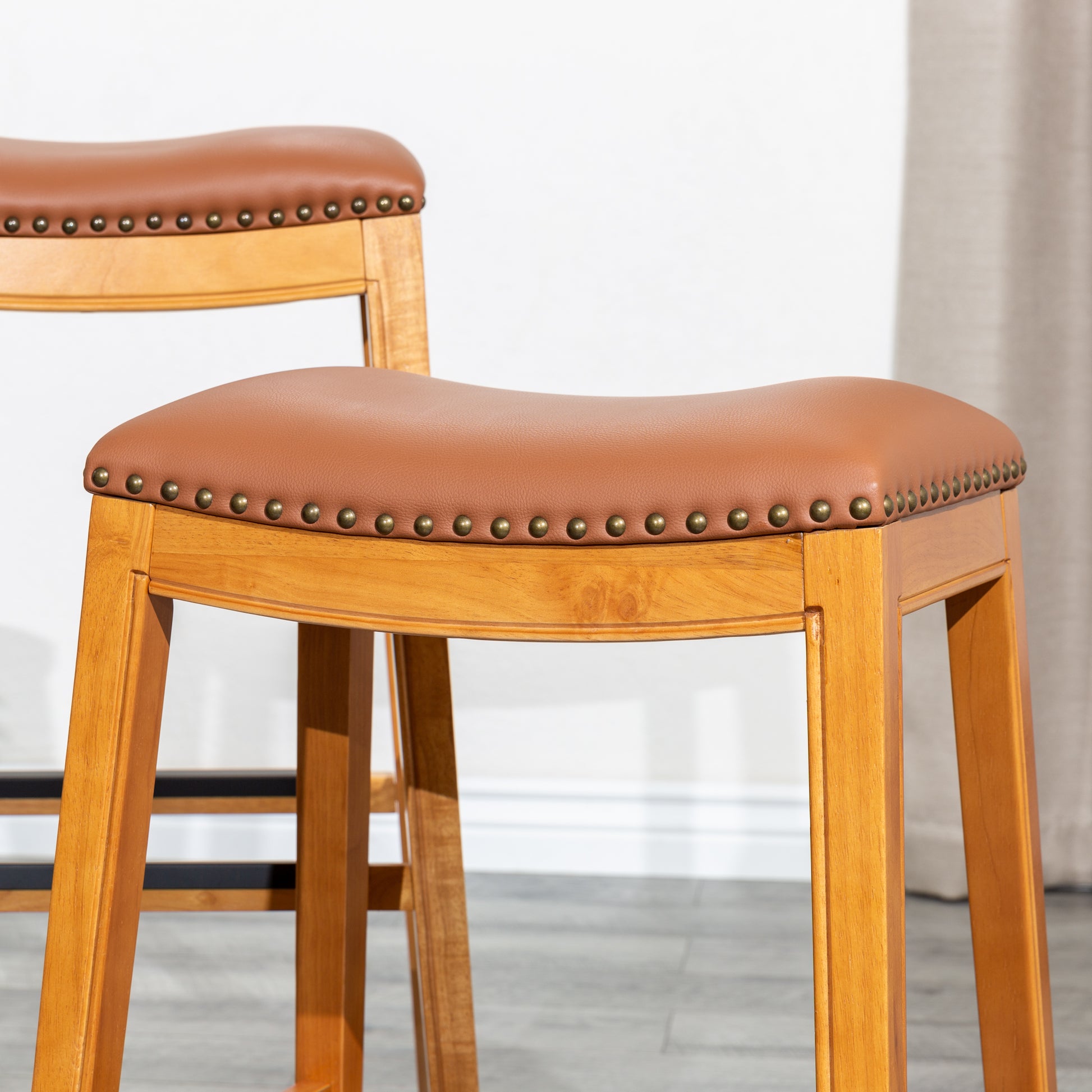 30" Bar Stool, Natural Finish, Saddle Leather Seat Natural Bonded Leather