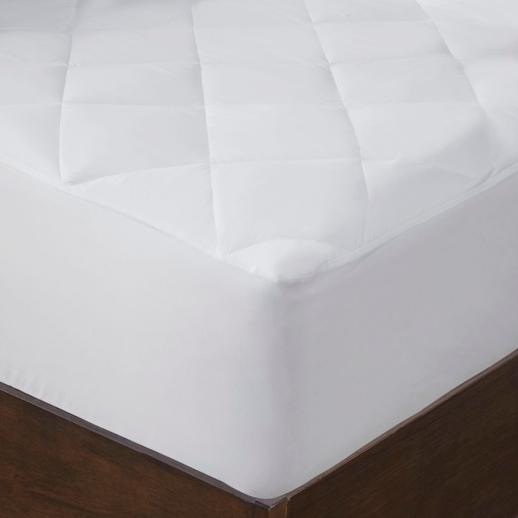 Energy Recovery Waterproof Mattress Pad White Polyester