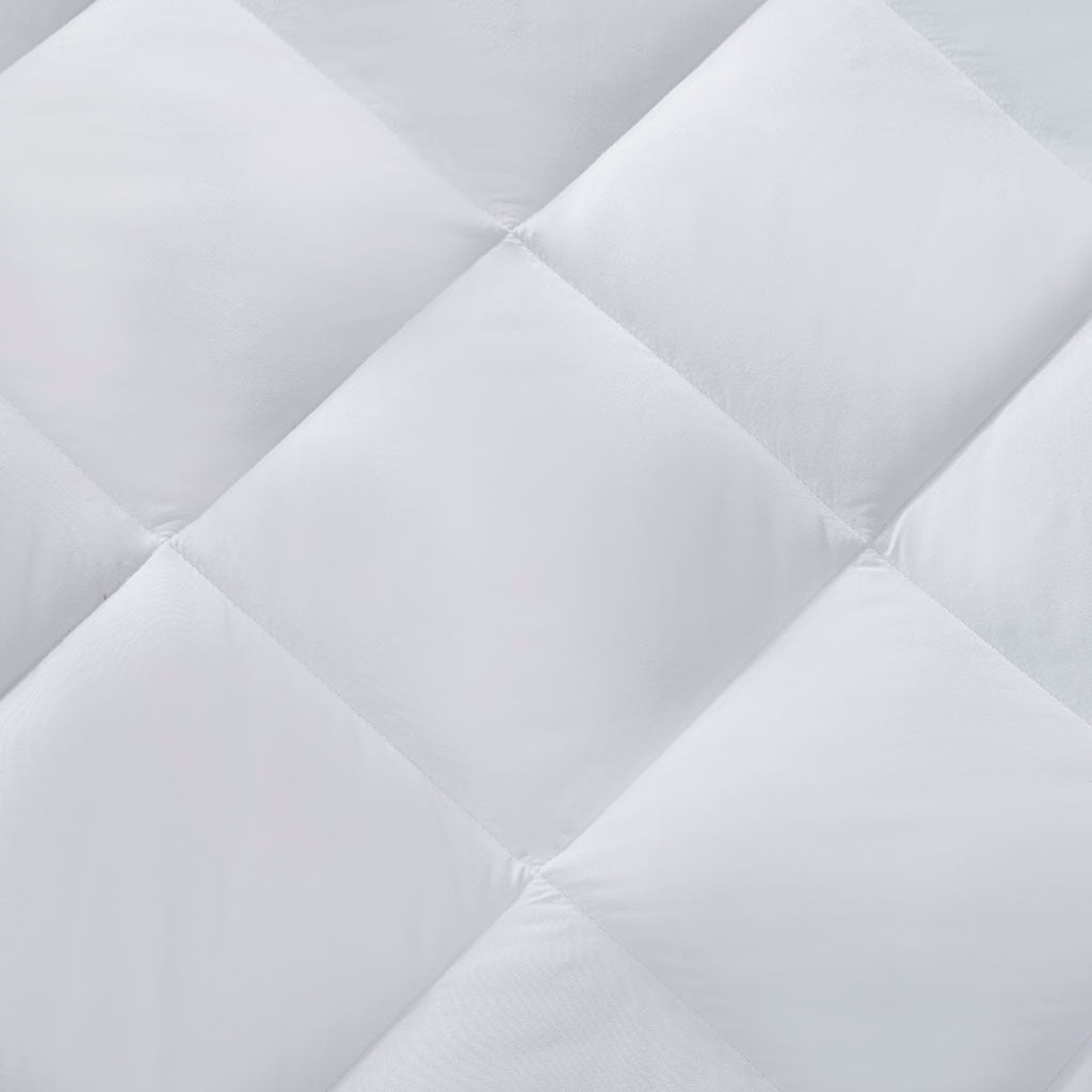 Energy Recovery Waterproof Mattress Pad White Polyester