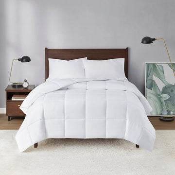 Energy Recovery Oversized Down Alternative Comforter White Polyester