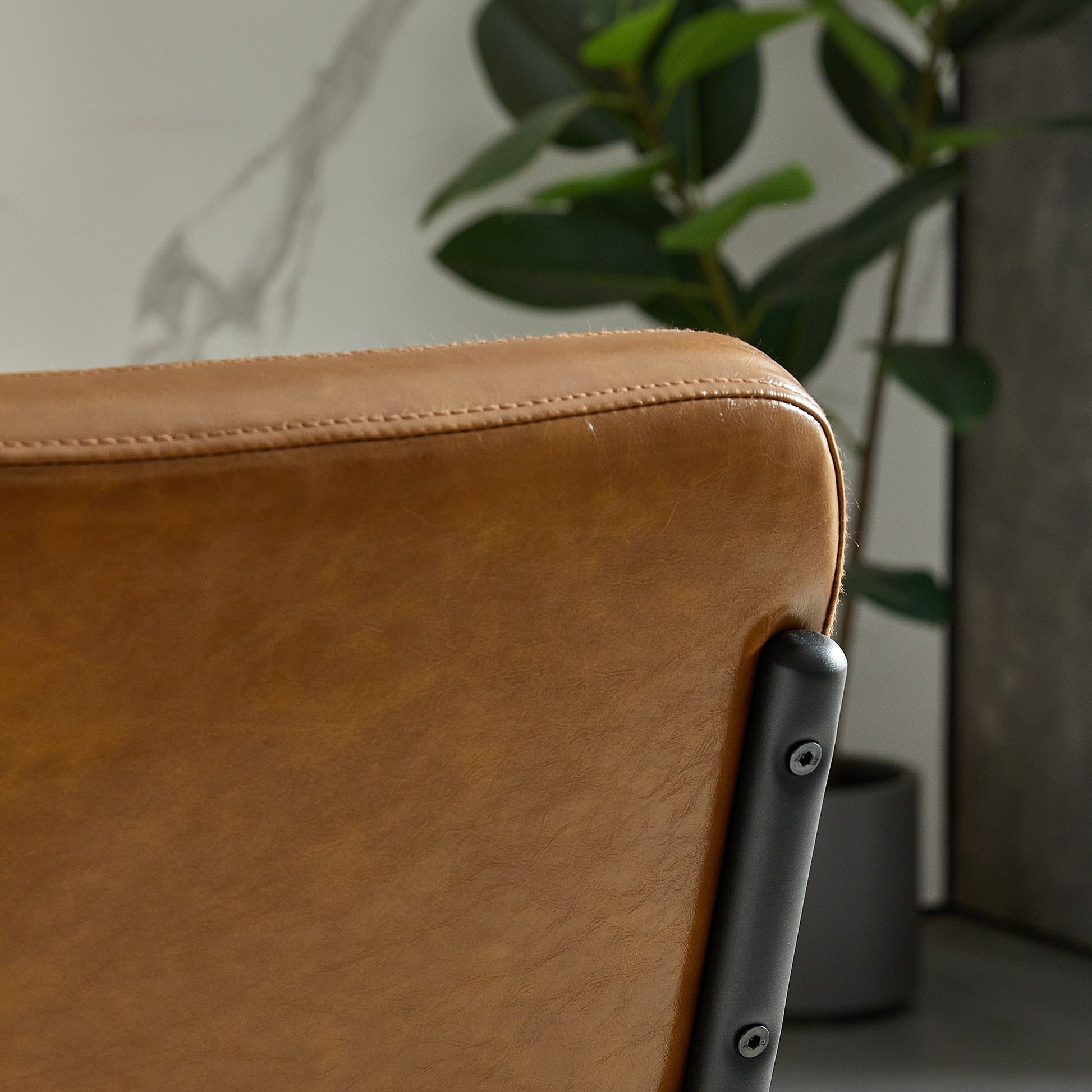 Brown Modern Simple Style Dining Chair Pu Leather Black Metal Pipe Dining Room Furniture Chair Set Of 2 Brown Pu Leather