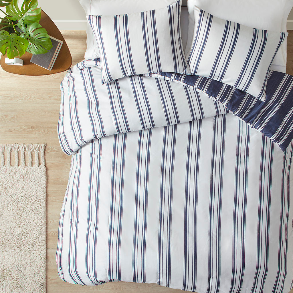 Striped Reversible Comforter Set King Navy Polyester