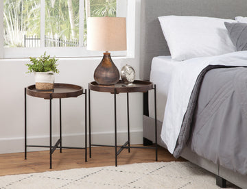 Set Of 2 Modern Round Wood Brown Side Tables With Metal Legs Contemporary Accent Furniture For Living Room, Bedroom, Or Office Stylish And Functional Home D Cor Accessories Brown Wood