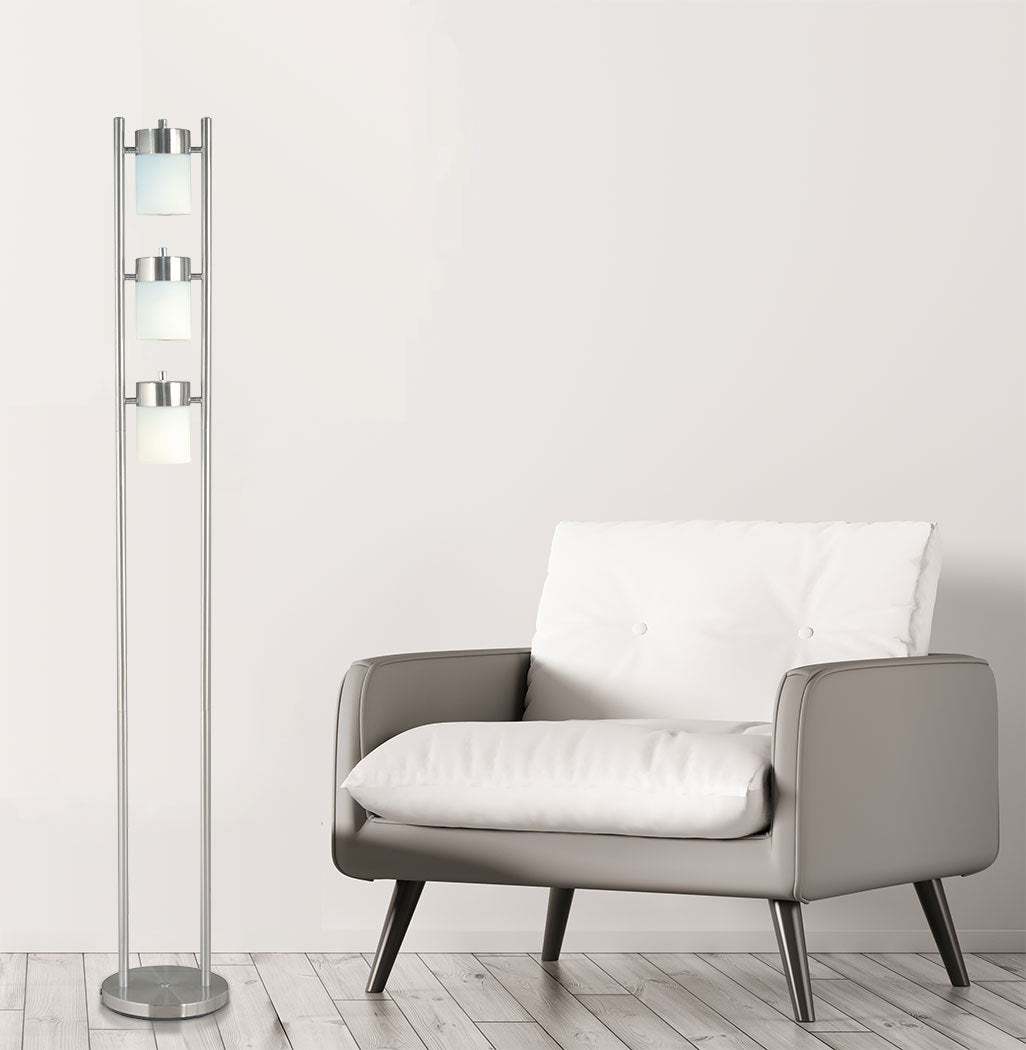 65"H 3 White Head With Two Way Adjustable Floor Lamp 1 Pc Ctn 1.10 Cu Ft 12.32 G.W. Lbs White Metal