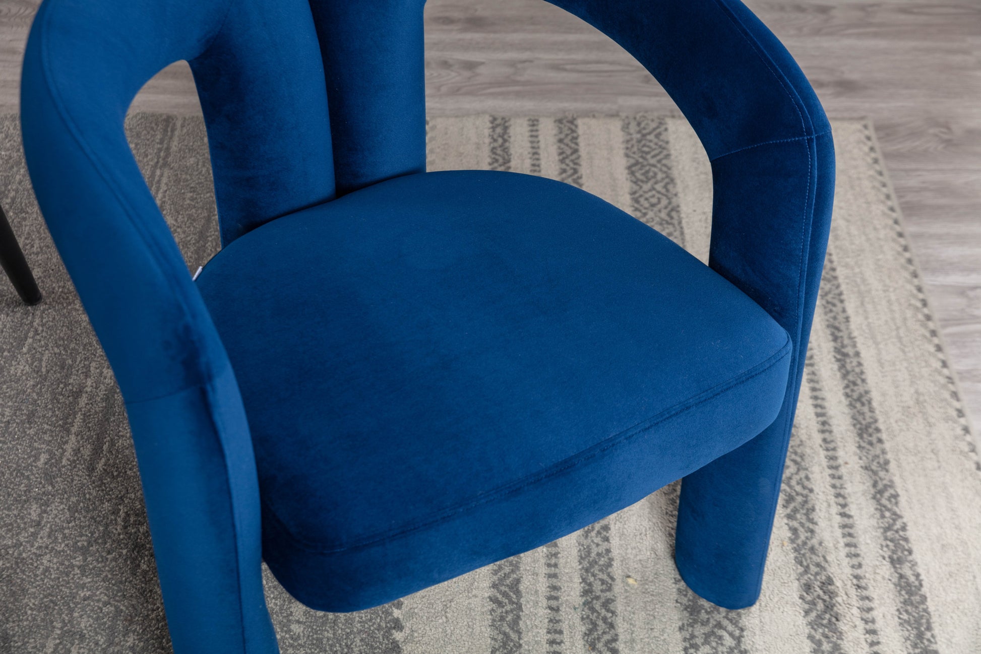 Coolmore Contemporary Designed Velvet Fabric Upholstered Accent Dining Chair Barrel Side Chairs Kitchen Armchair For Living Room Set Of 2 Navy Velvet Navy Foam Velvet