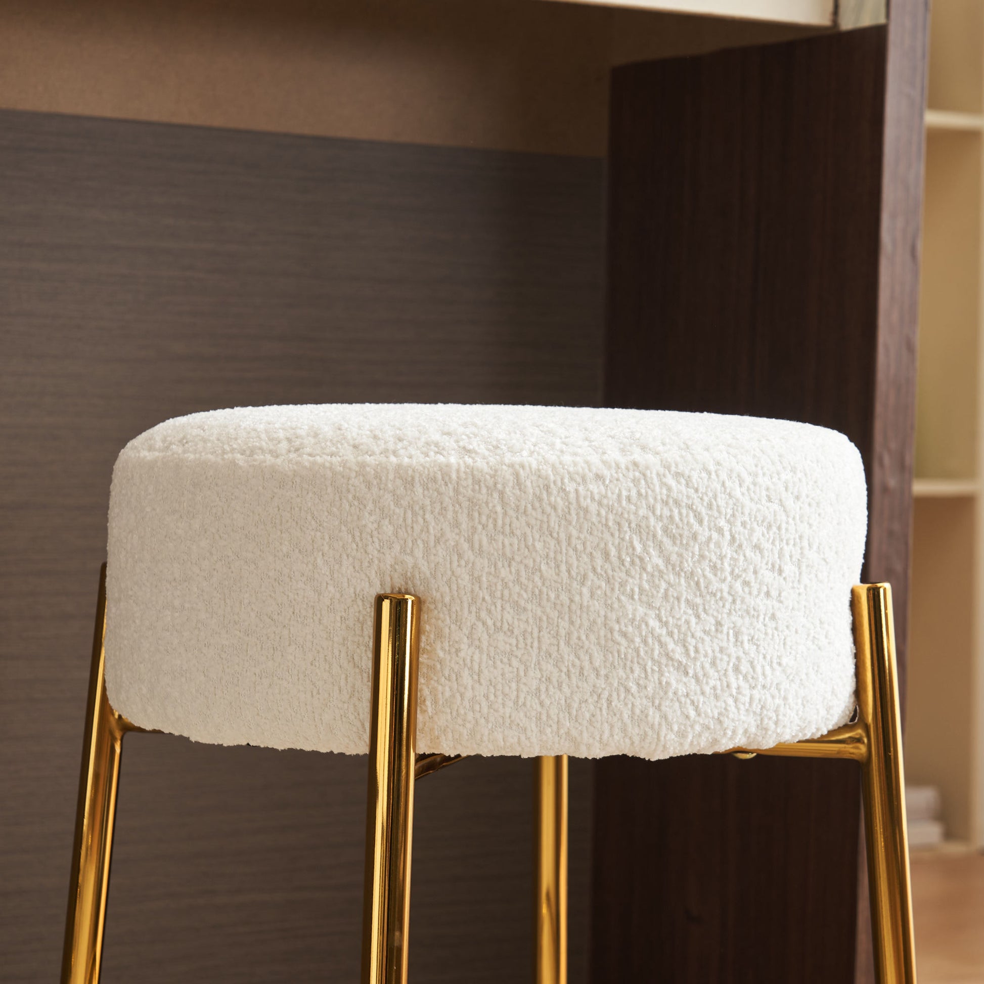 24" Tall, Round Bar Stools, Set Of 2 Contemporary Upholstered Dining Stools For Kitchens, Coffee Shops And Bar Stores Includes Sturdy Hardware Support Legs Beige Foam