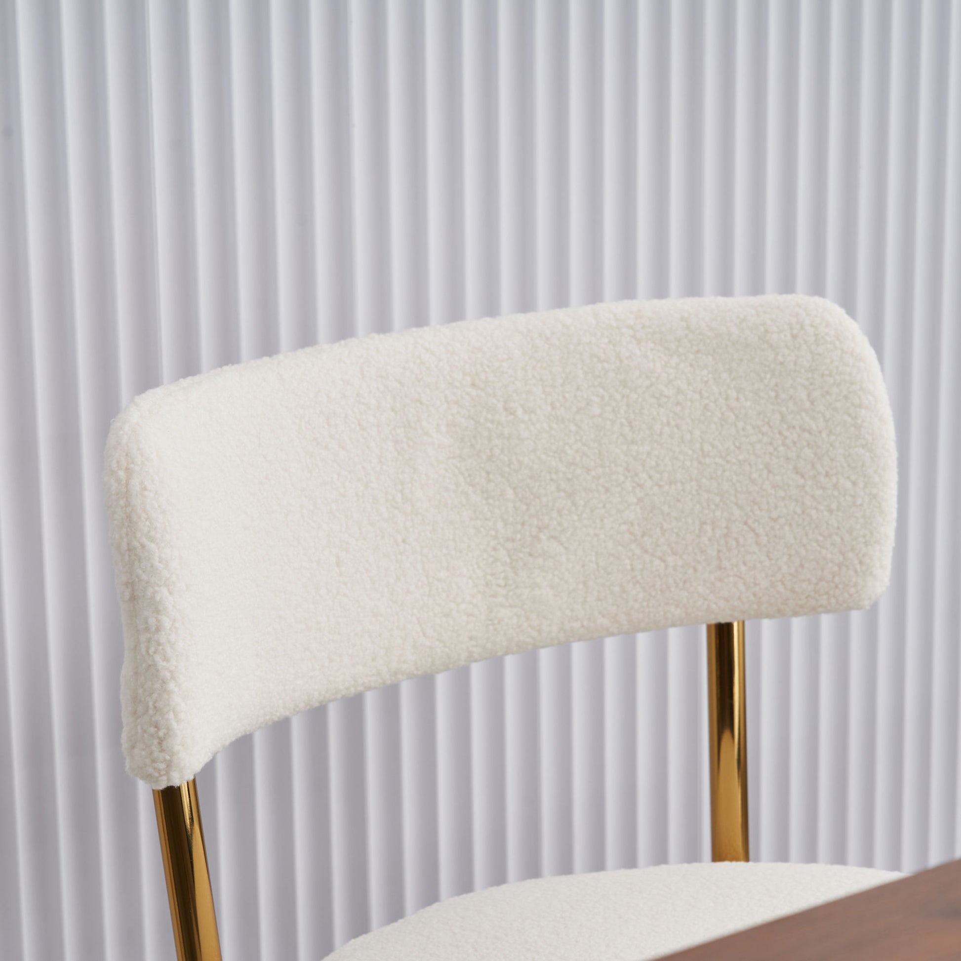 Set Of 2 Mid Century Modern Dining Chairs Teddy Fabric Upholstered Curved Back Metal Frame Beige Elegant And Comfortable Kitchen Chairs Beige Metal