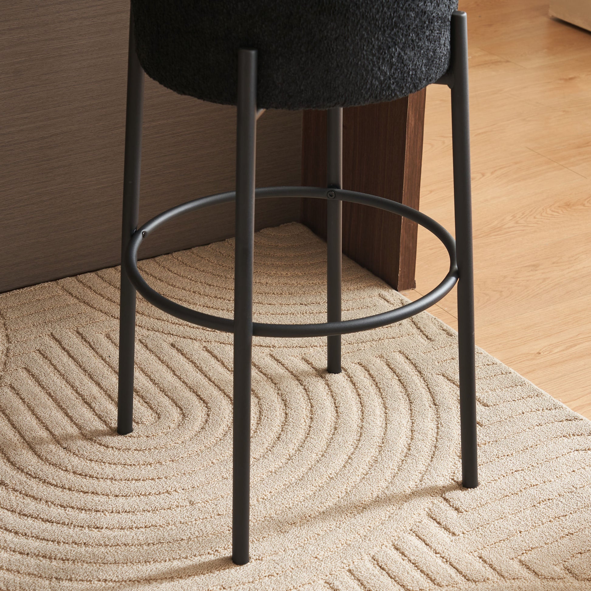 30" Tall, Round High Bar Stools, Set Of 2 Contemporary Upholstered Dining Stools For Kitchens, Coffee Shops And Bar Stores Includes Sturdy Hardware Support Legs Black Foam