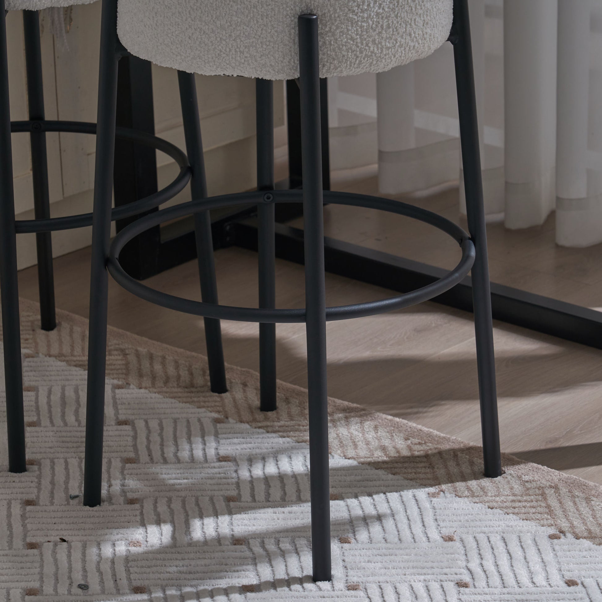 30" Tall, Round High Bar Stools, Set Of 2 Contemporary Upholstered Dining Stools For Kitchens, Coffee Shops And Bar Stores Includes Sturdy Hardware Support Legs Beige Foam