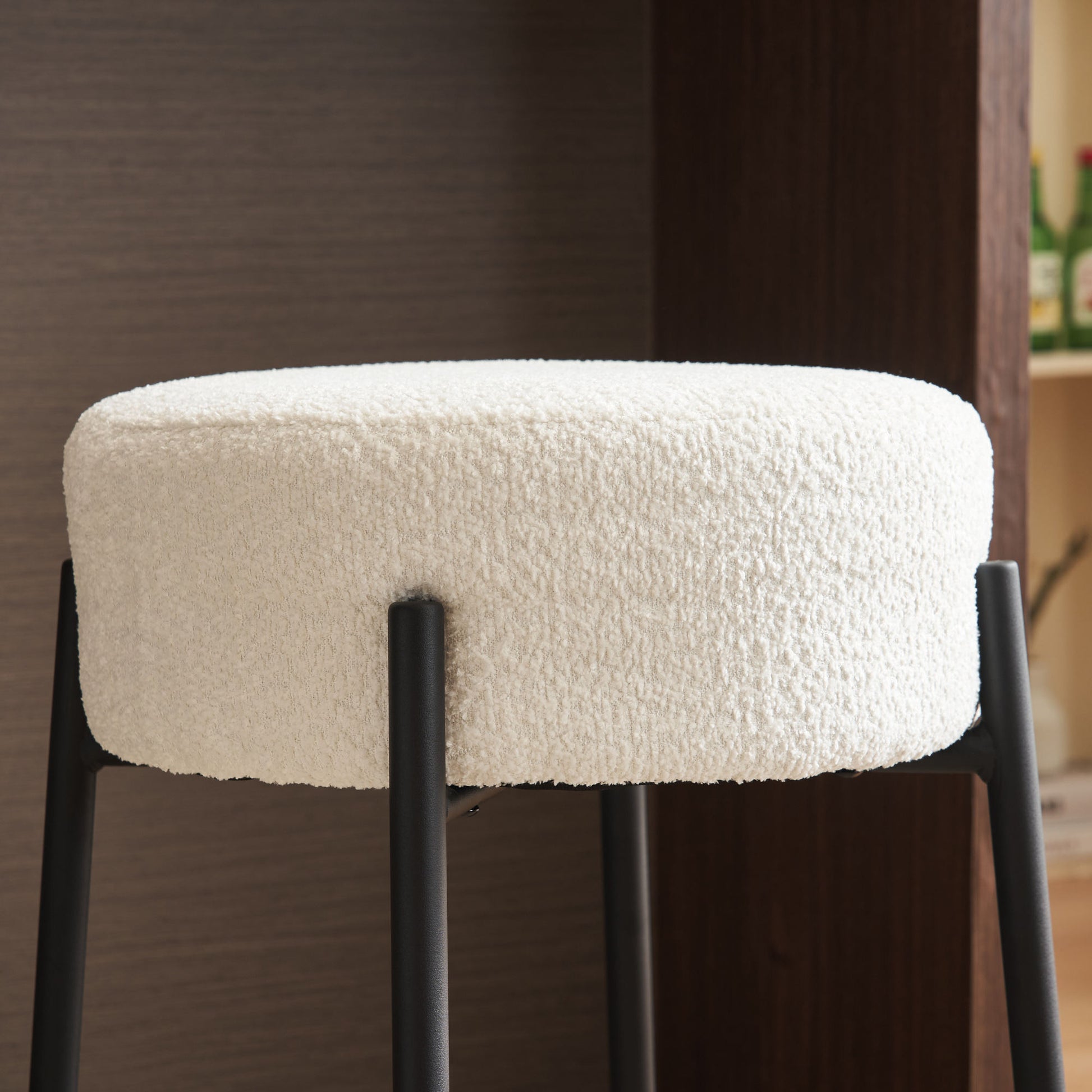 24" Tall, Round Bar Stools, Set Of 2 Contemporary Upholstered Dining Stools For Kitchens, Coffee Shops And Bar Stores Includes Sturdy Hardware Support Legs Beige Foam